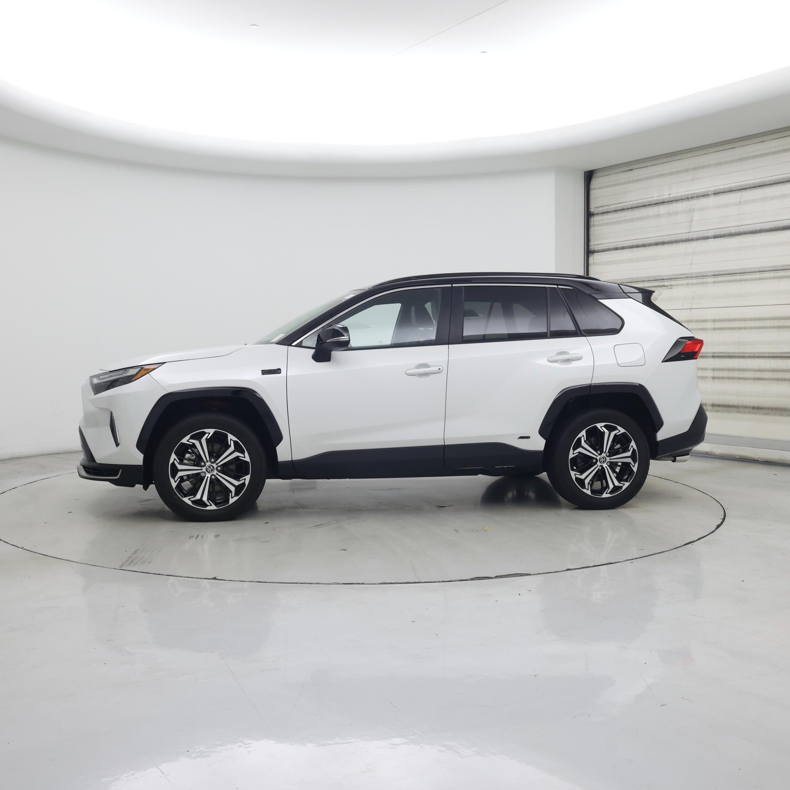 Thumbnail: 2023 Toyota RAV4 - 3