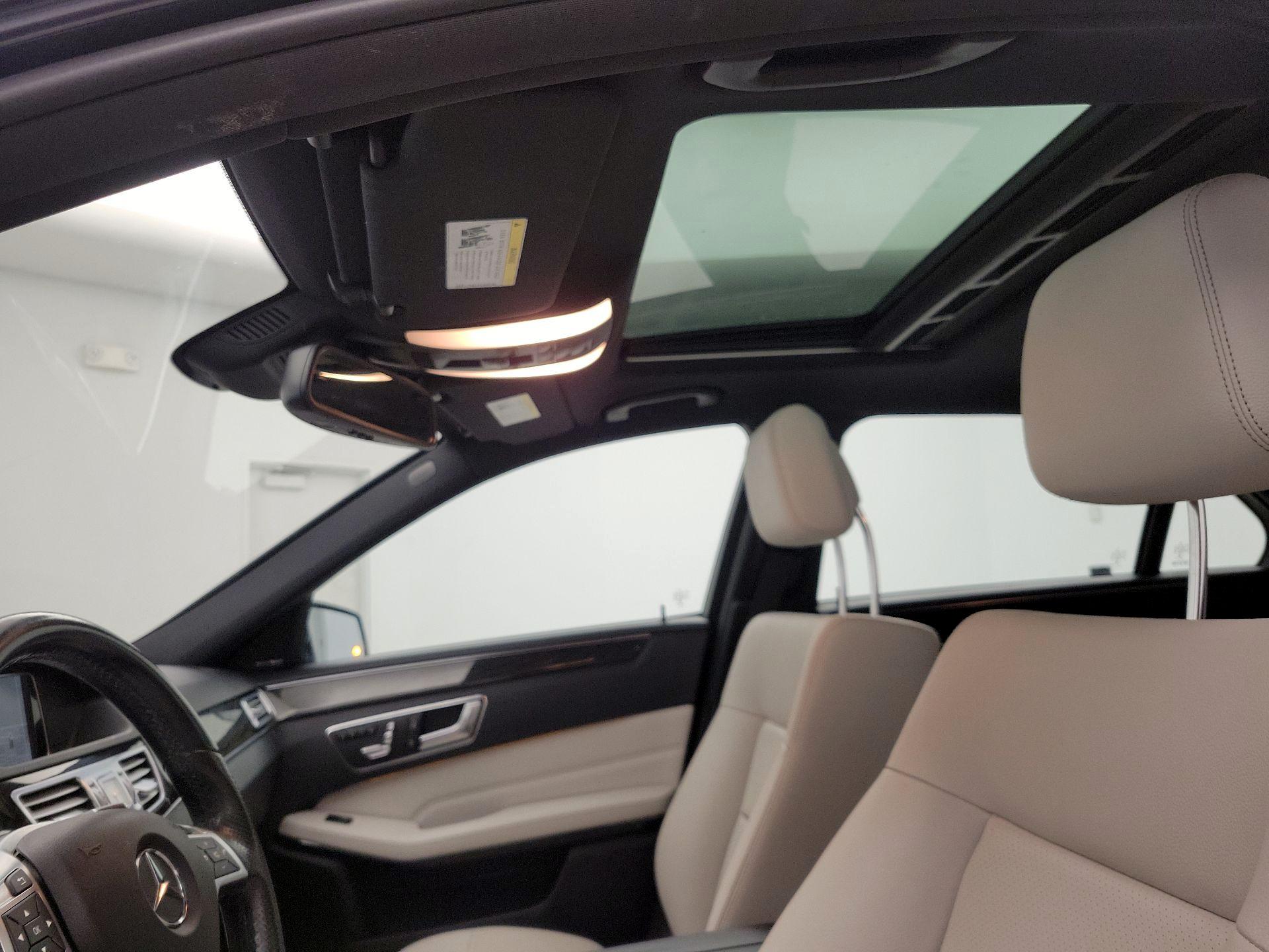 Thumbnail: 2016 Mercedes-Benz E-Class - 19