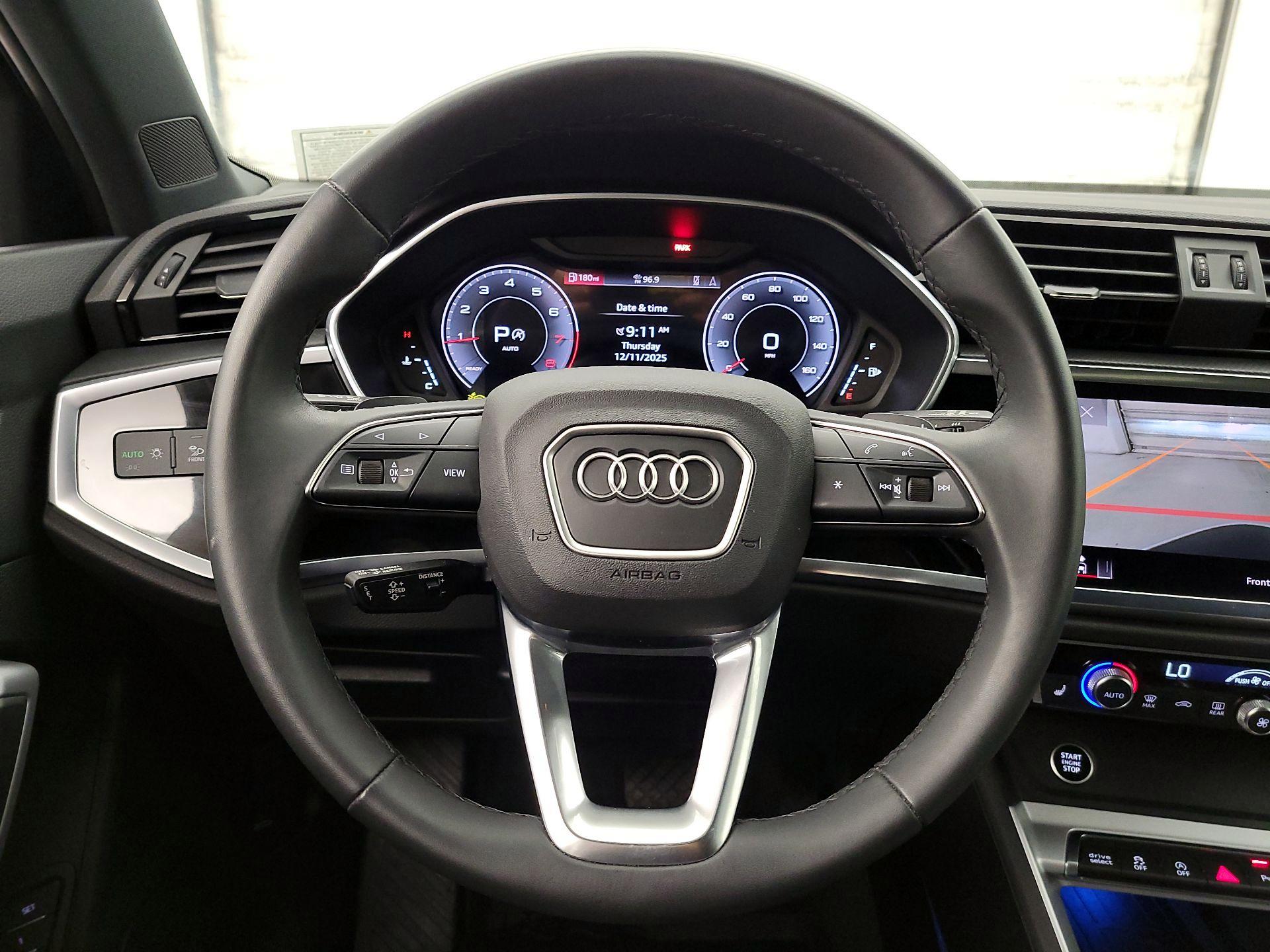 Thumbnail: 2025 Audi Q3 - 10