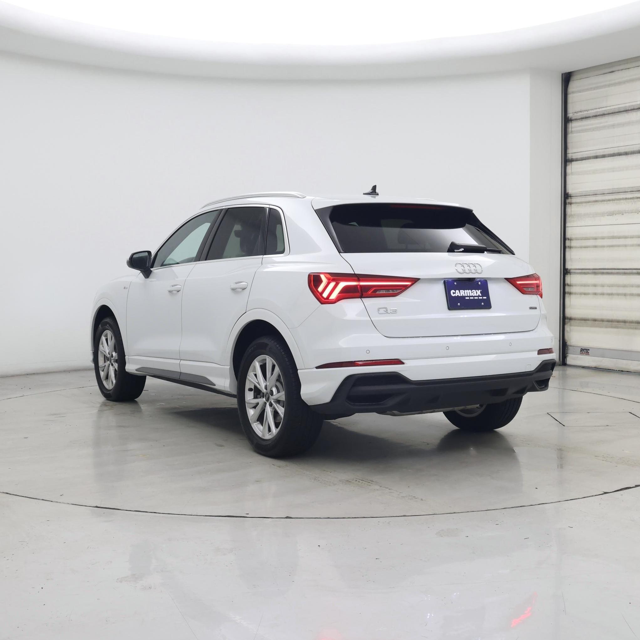 Thumbnail: 2025 Audi Q3 - 2