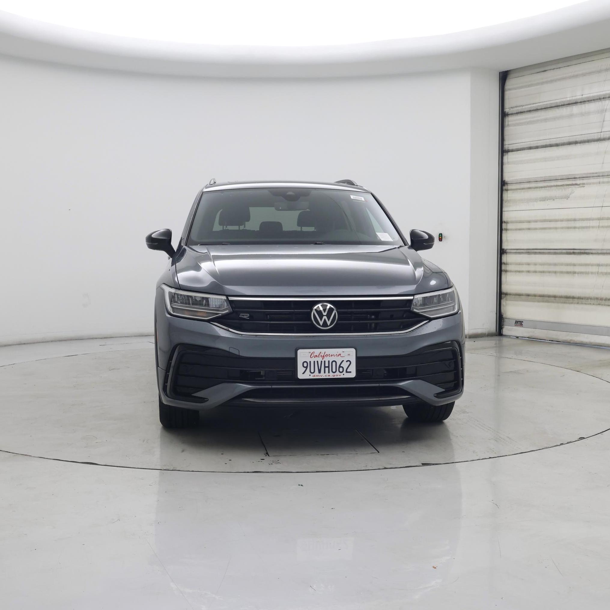 Thumbnail: 2022 Volkswagen Tiguan - 5