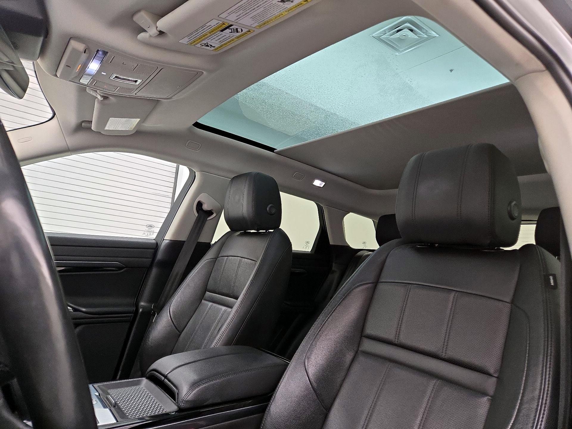 Thumbnail: 2020 Land Rover Range Rover Evoque - 18