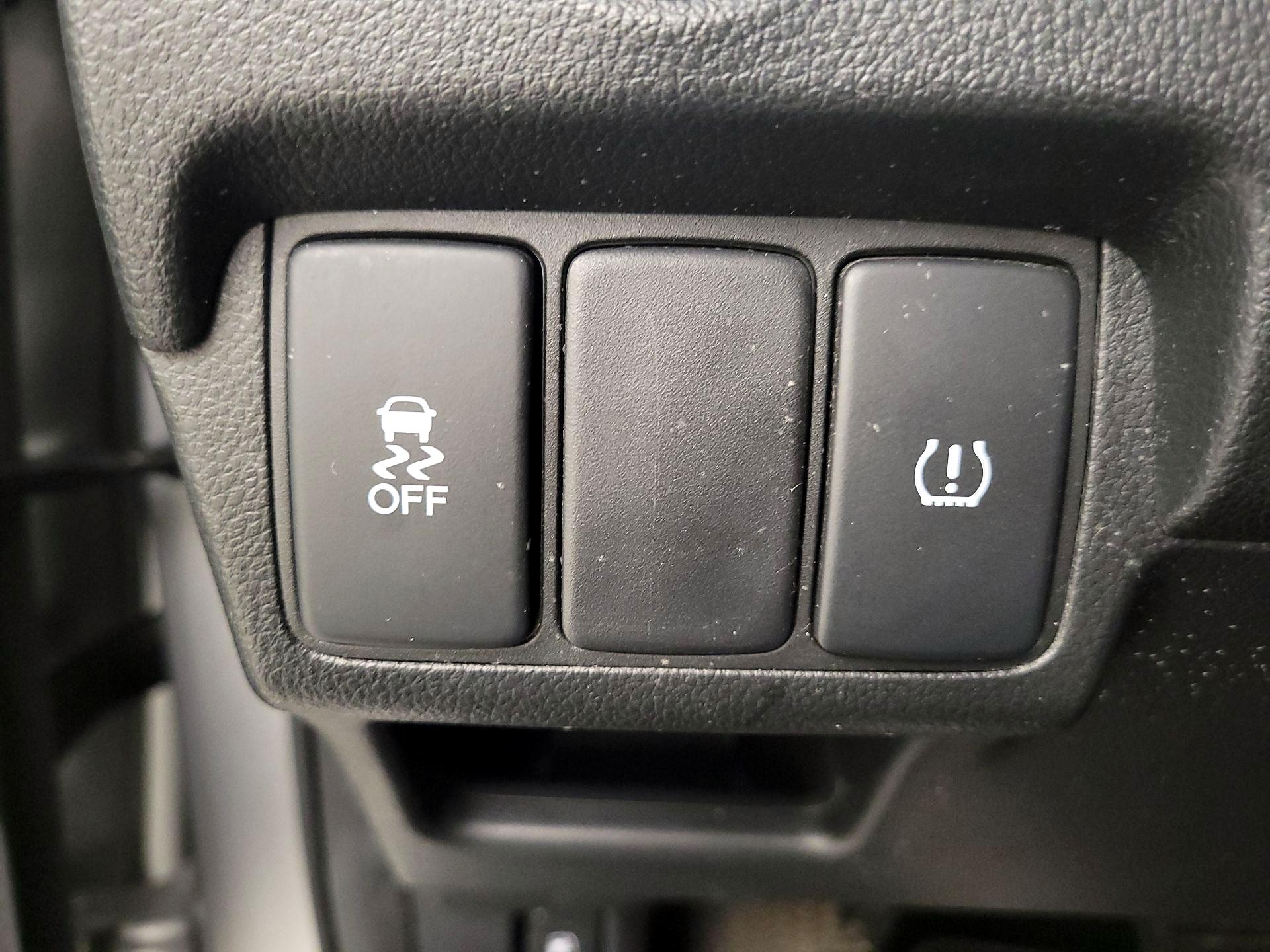 Thumbnail: 2016 Honda CR-V - 11