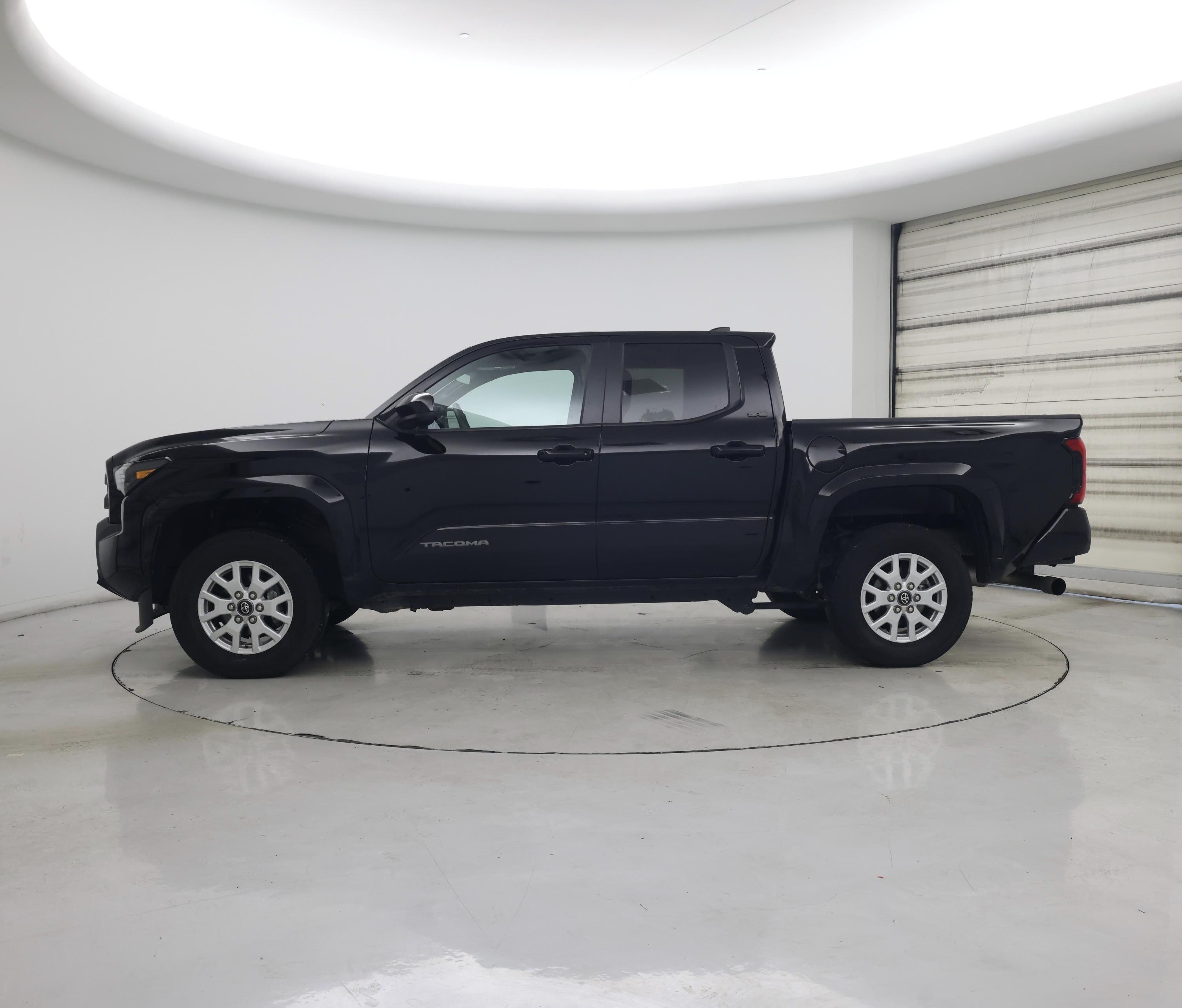 Thumbnail: 2024 Toyota Tacoma - 3