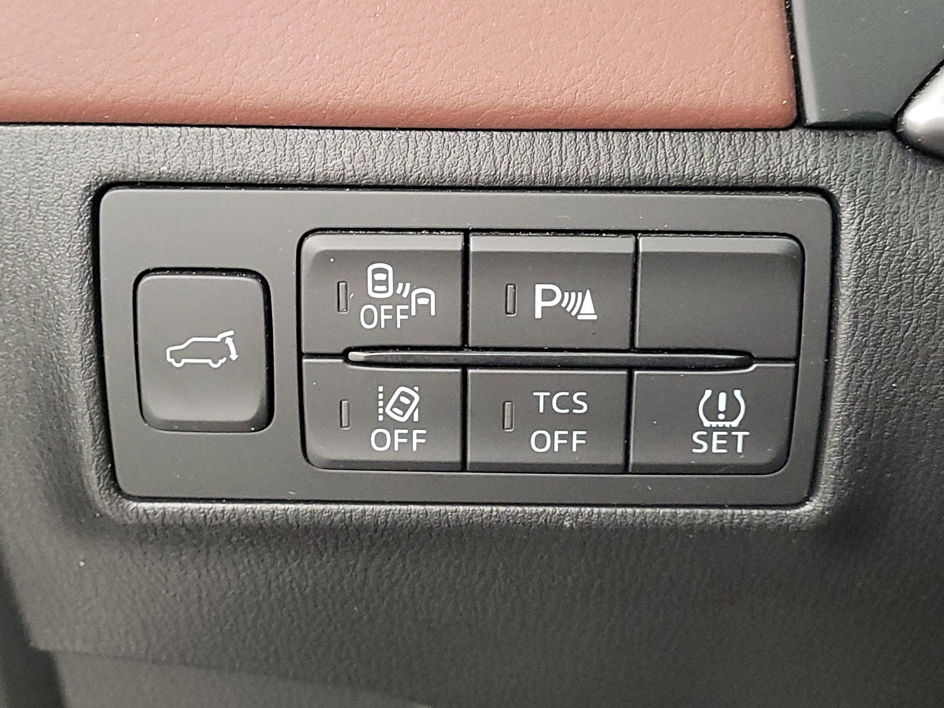 Thumbnail: 2016 Mazda CX-9 - 13