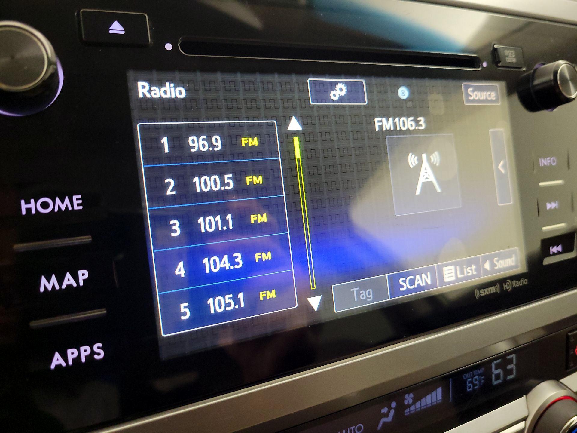 Thumbnail: 2015 Subaru Outback - 15