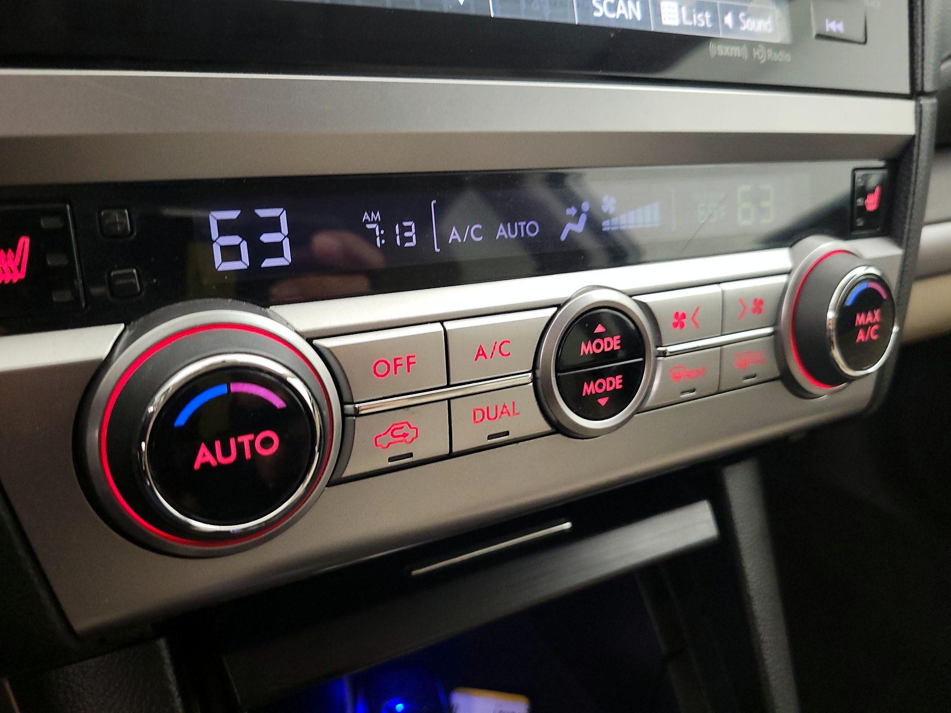 Thumbnail: 2015 Subaru Outback - 16