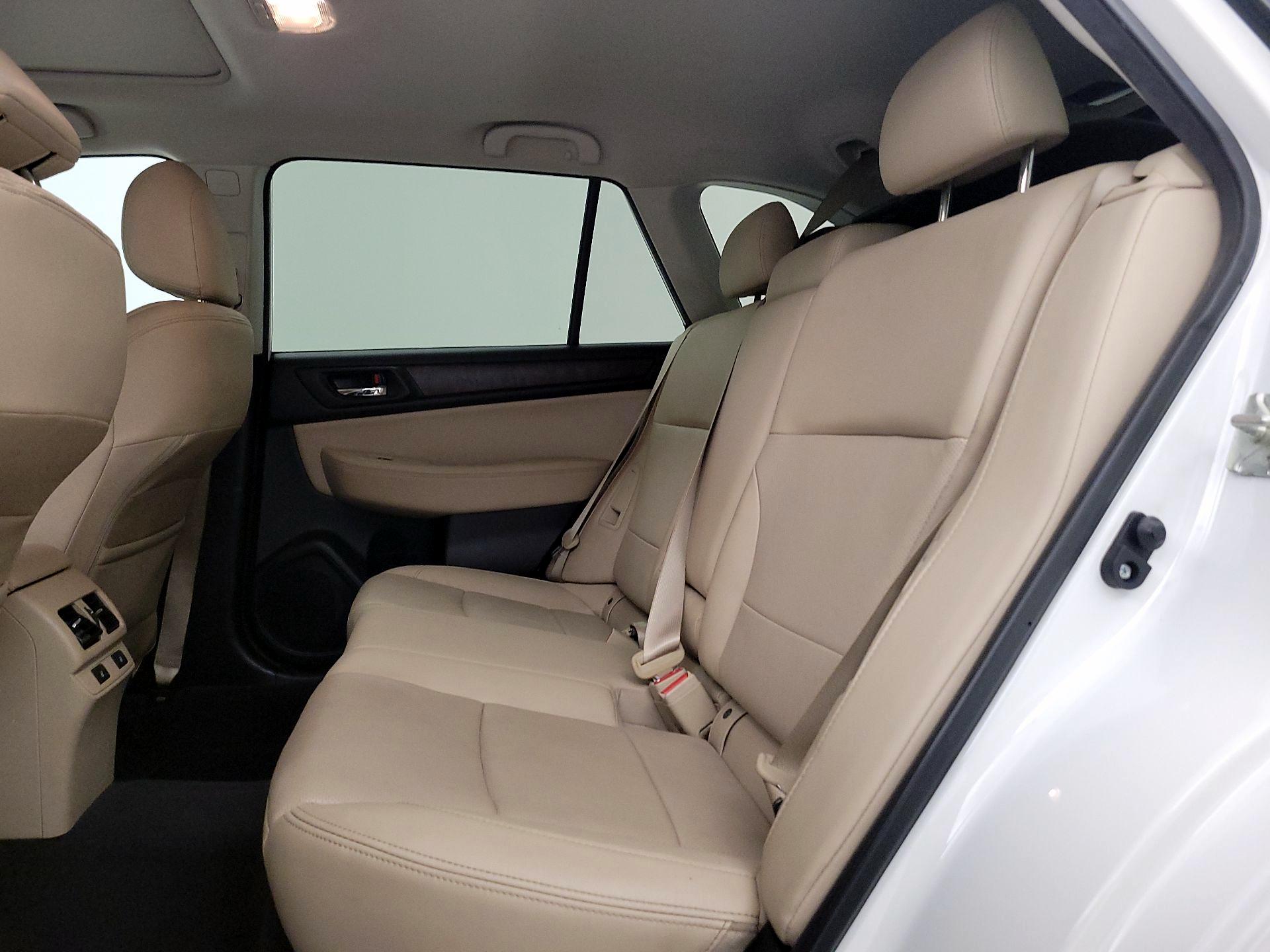 Thumbnail: 2015 Subaru Outback - 18