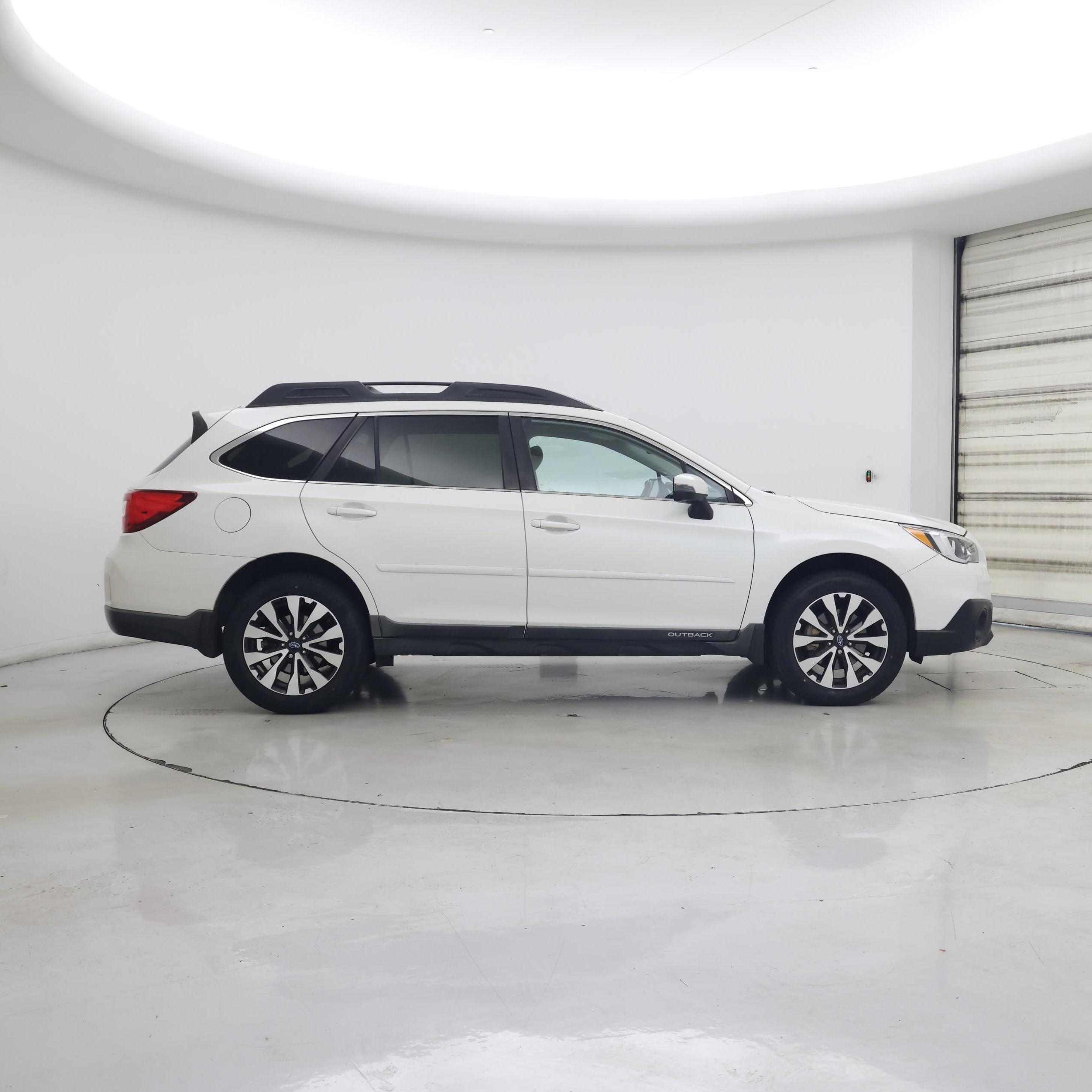 Thumbnail: 2015 Subaru Outback - 7