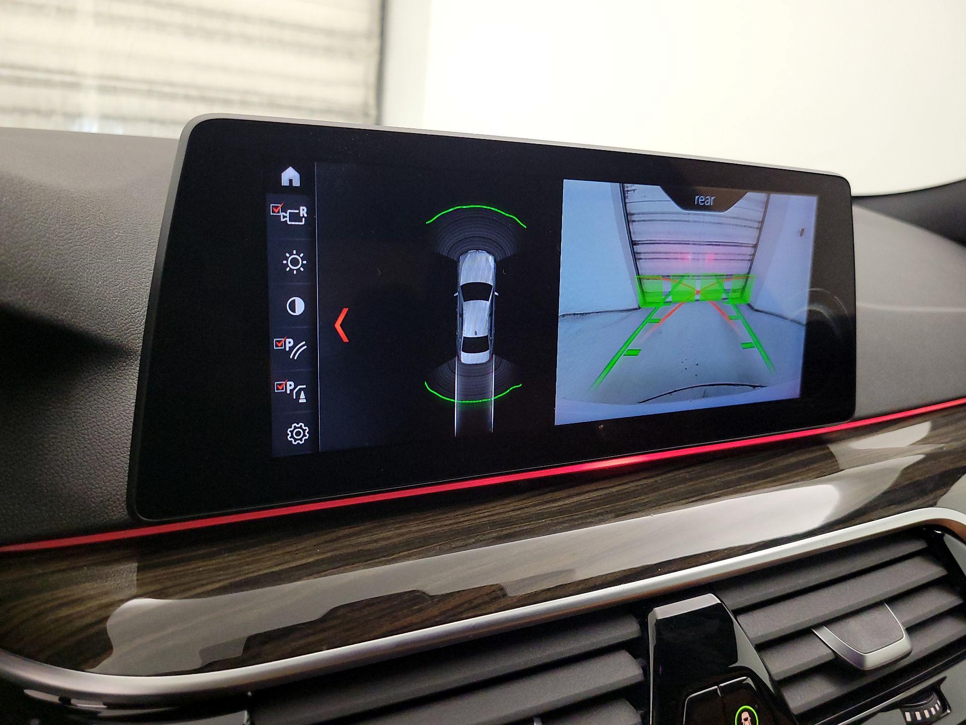 Thumbnail: 2018 BMW 5 Series - 14