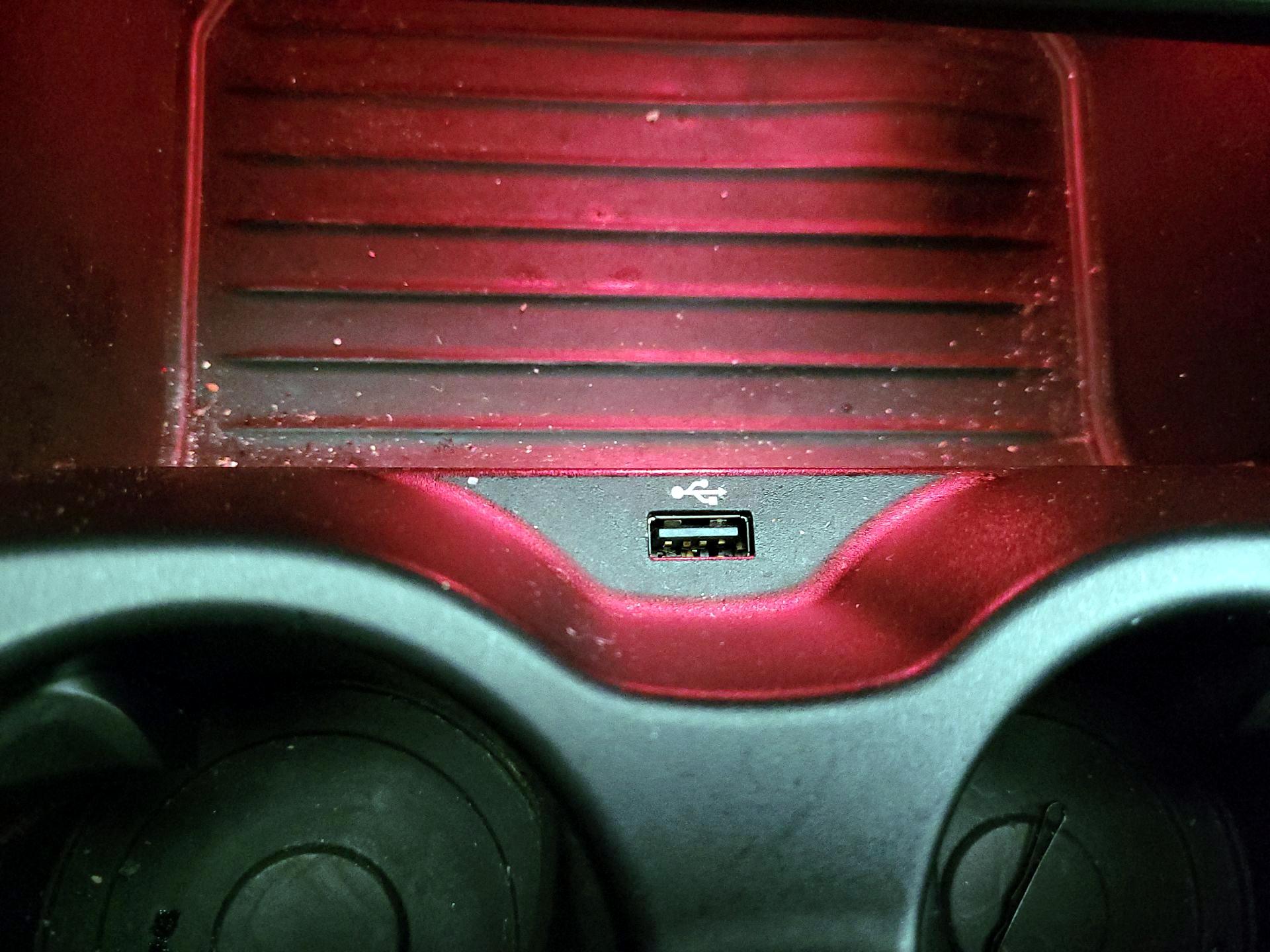 Thumbnail: 2018 BMW 5 Series - 18