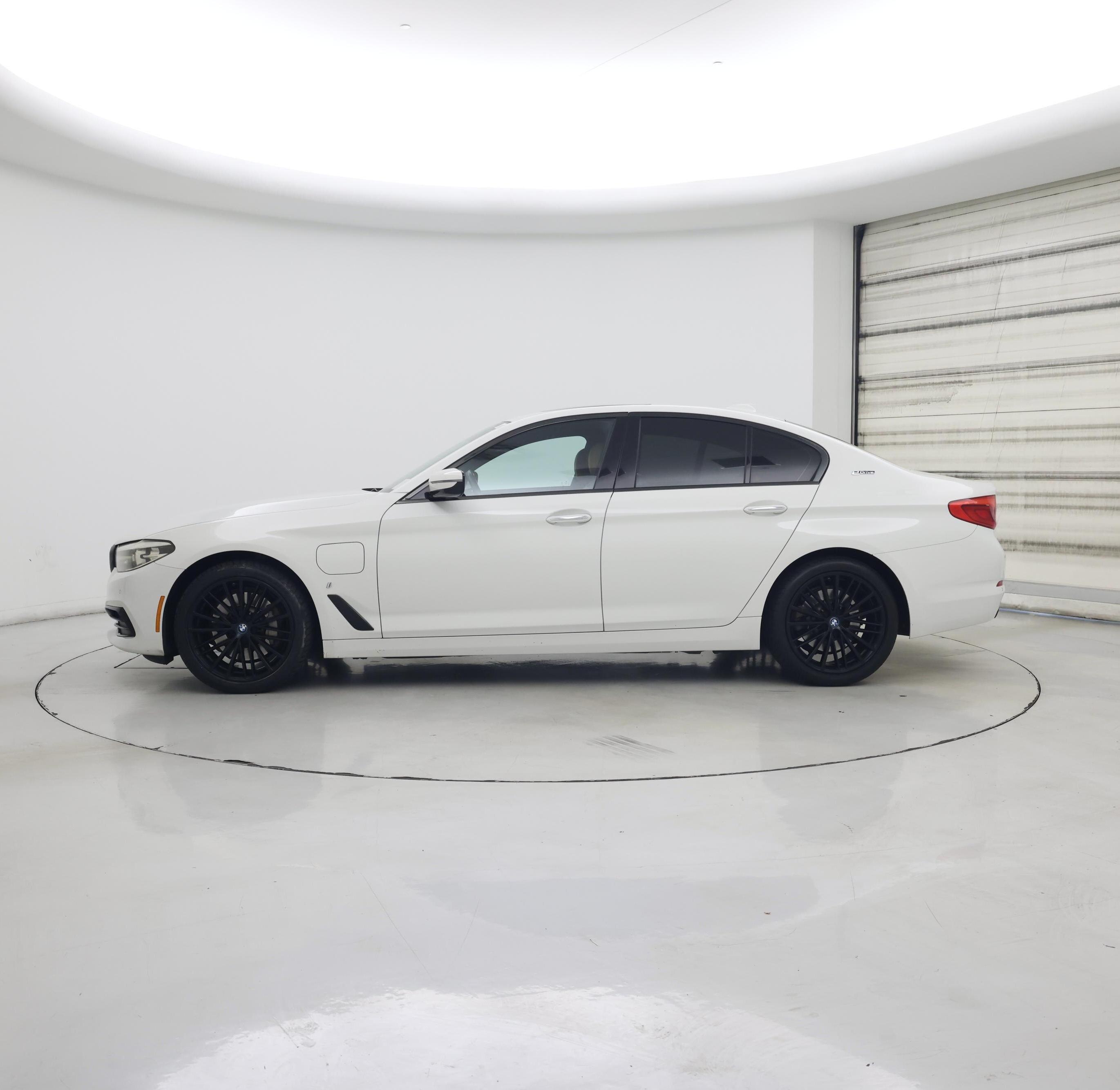 Thumbnail: 2018 BMW 5 Series - 3