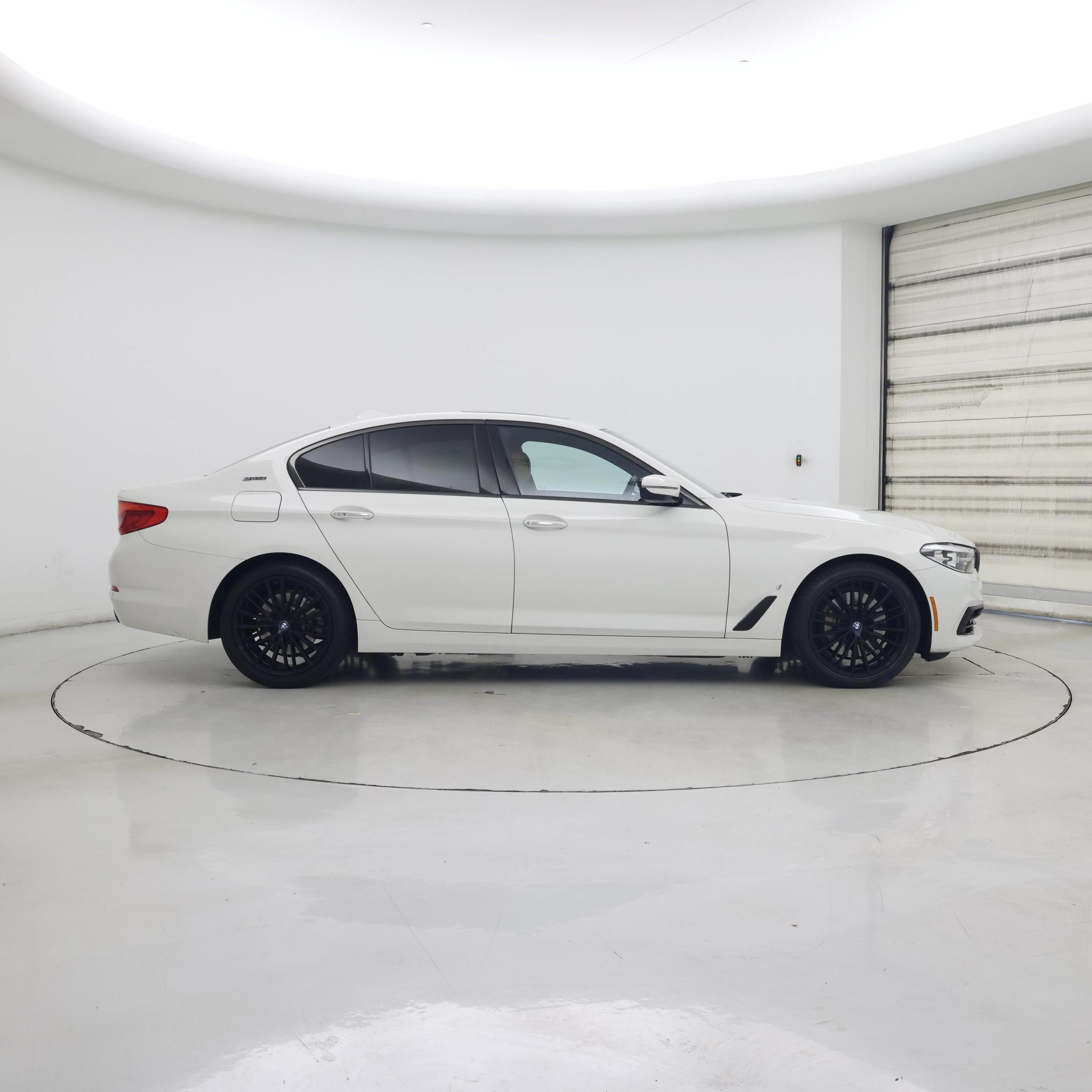 Thumbnail: 2018 BMW 5 Series - 7