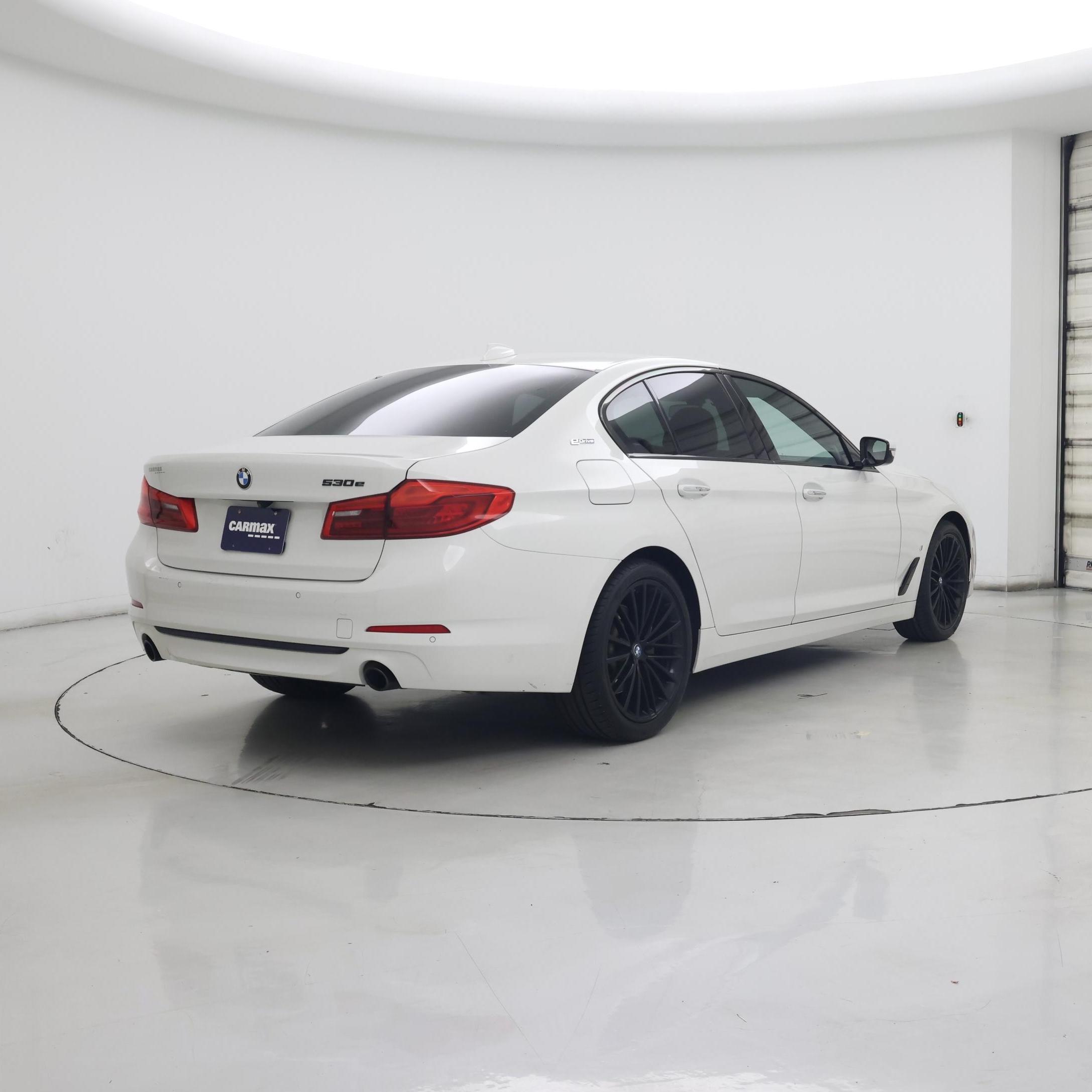 Thumbnail: 2018 BMW 5 Series - 8