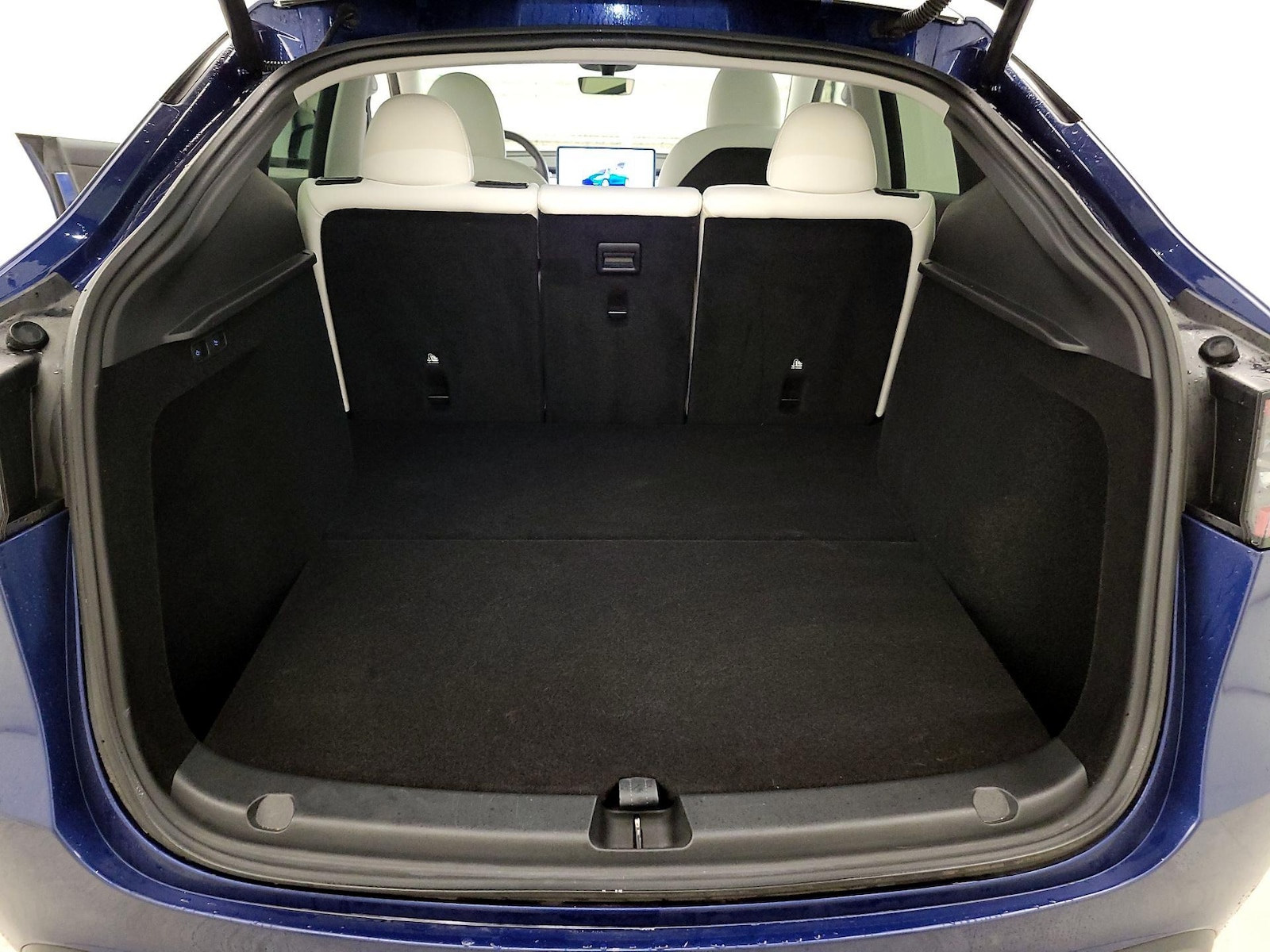 2023 Tesla Model Y Long Range - Photo 19