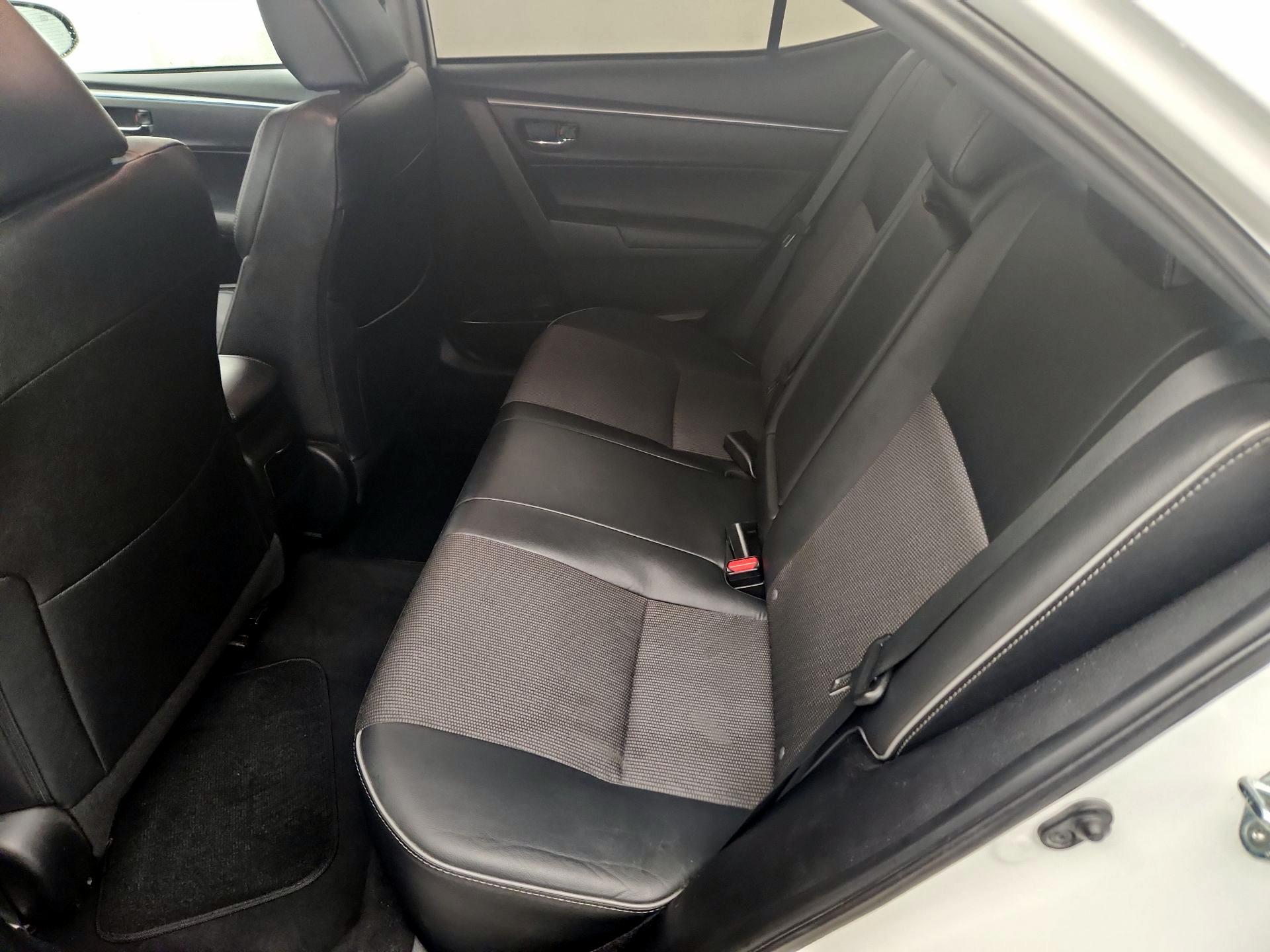 Thumbnail: 2015 Toyota Corolla - 19