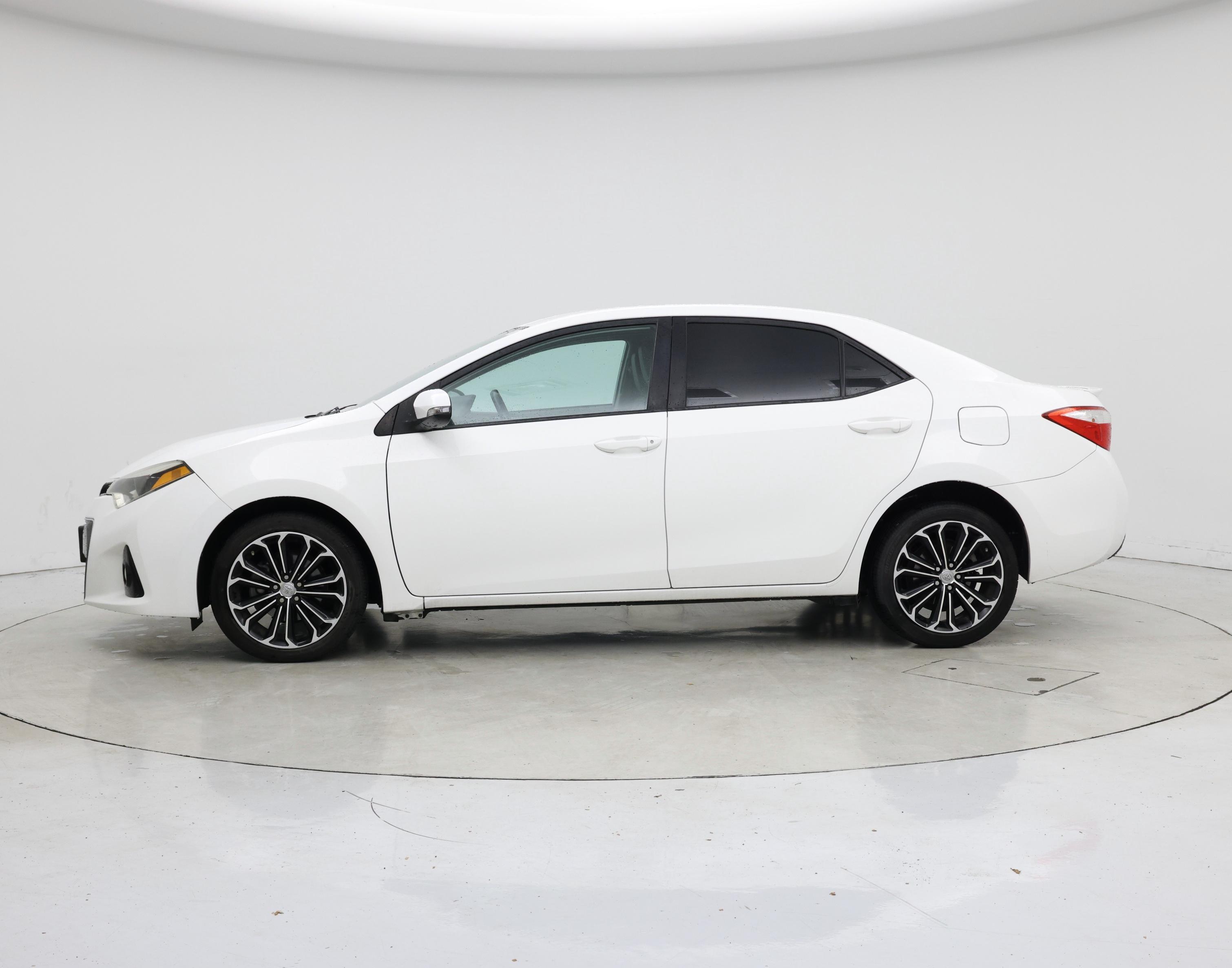 Thumbnail: 2015 Toyota Corolla - 3