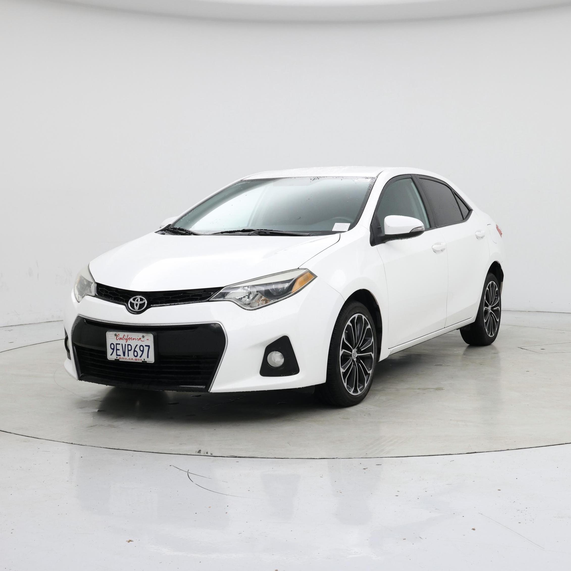 Thumbnail: 2015 Toyota Corolla - 4