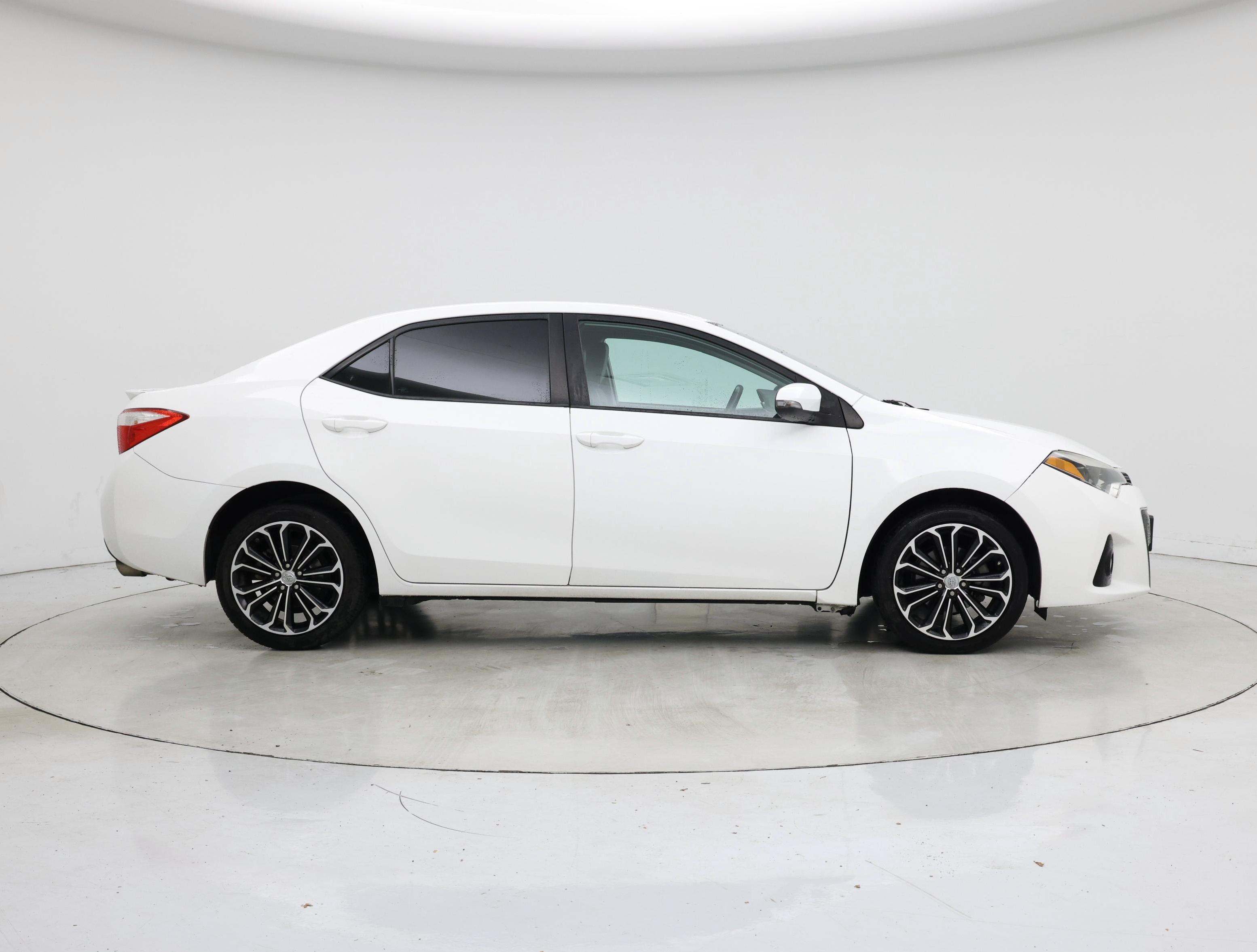 Thumbnail: 2015 Toyota Corolla - 7