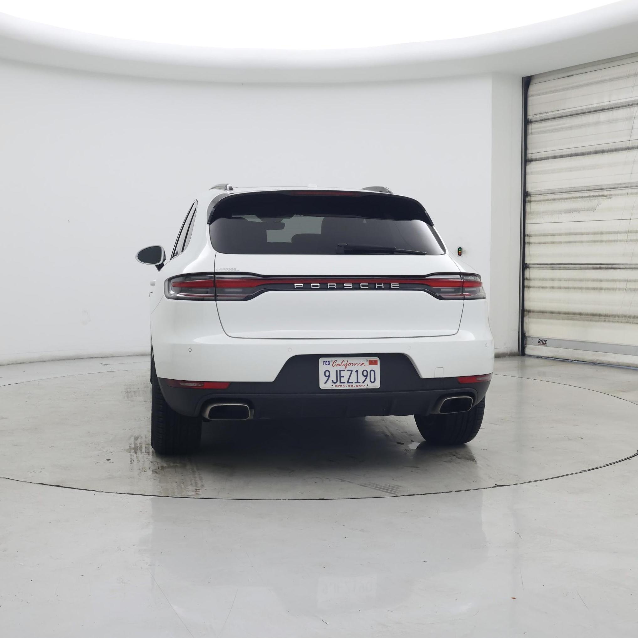 Thumbnail: 2021 Porsche Macan - 6