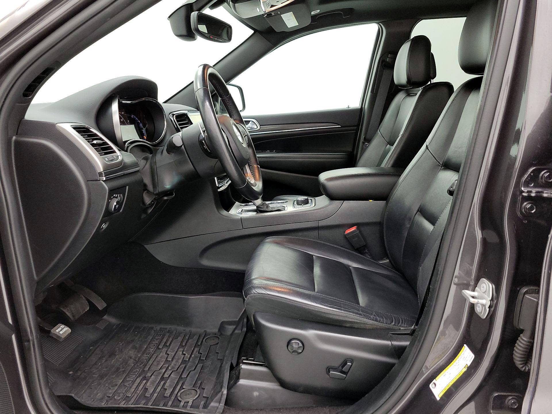 Thumbnail: 2019 Jeep Grand Cherokee - 11