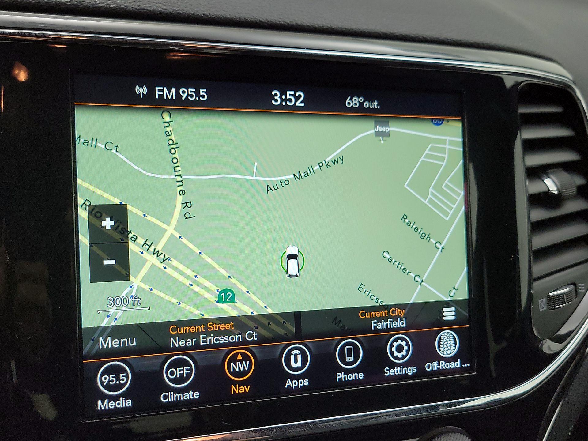 Thumbnail: 2019 Jeep Grand Cherokee - 14