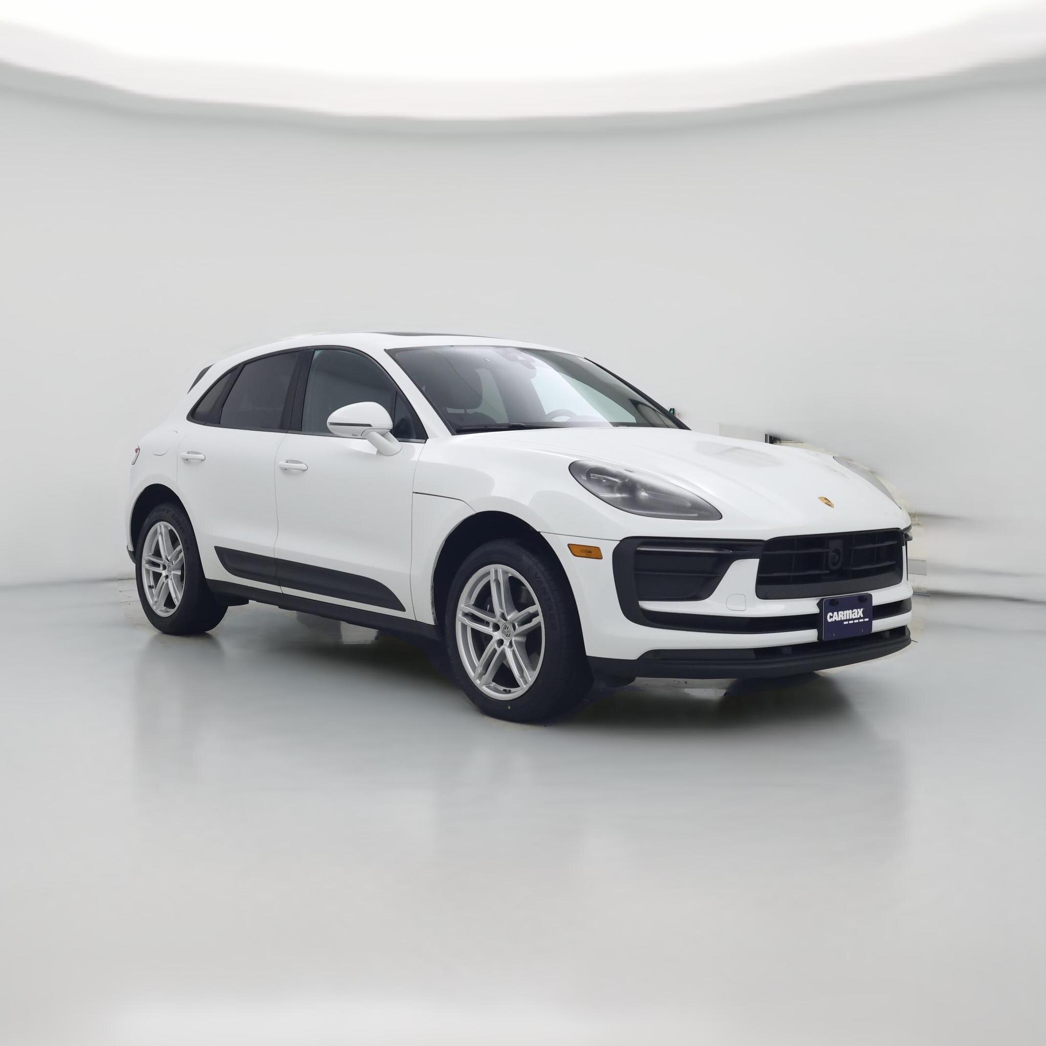 Thumbnail: 2024 Porsche Macan - 1