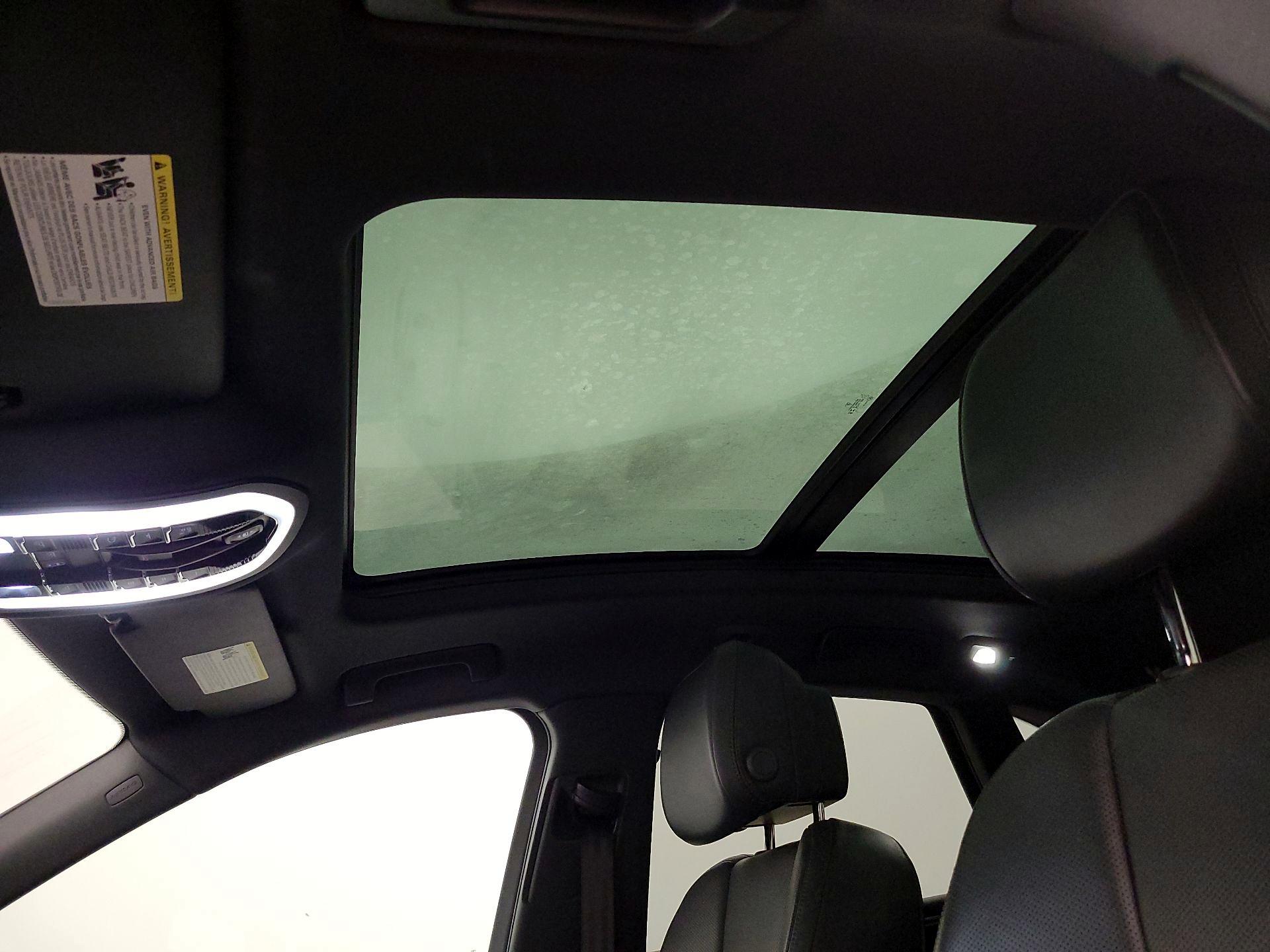 Thumbnail: 2024 Porsche Macan - 17