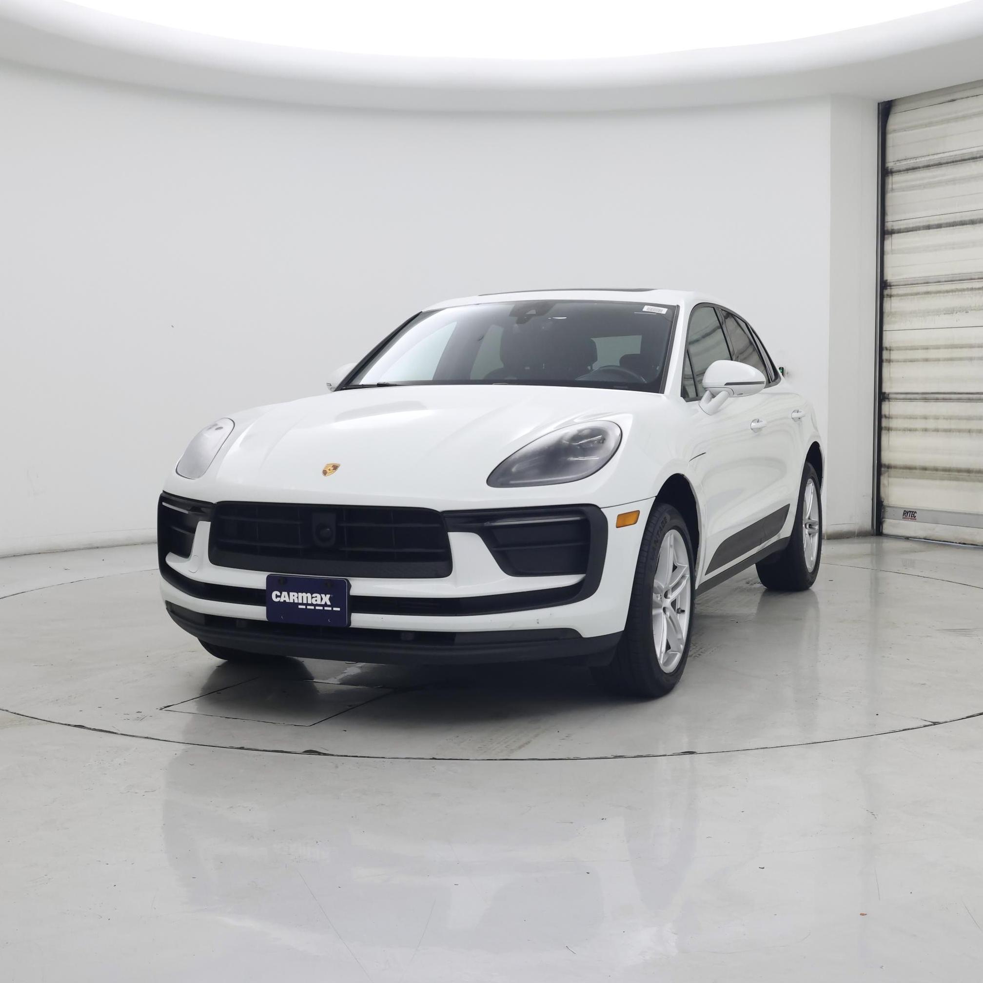 Thumbnail: 2024 Porsche Macan - 4