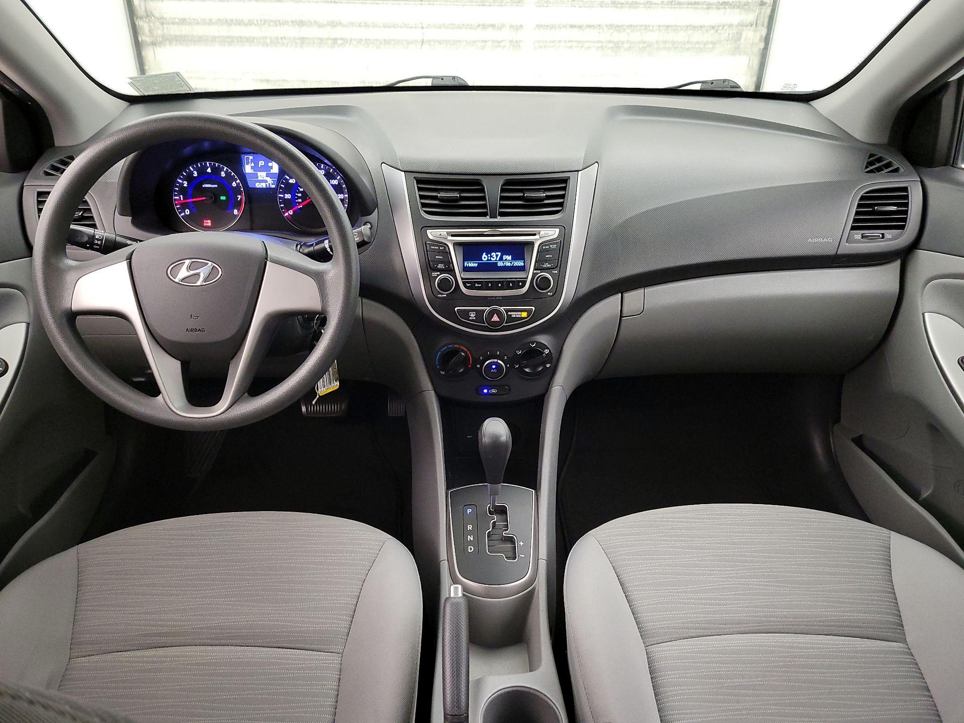 Thumbnail: 2015 Hyundai Accent - 9