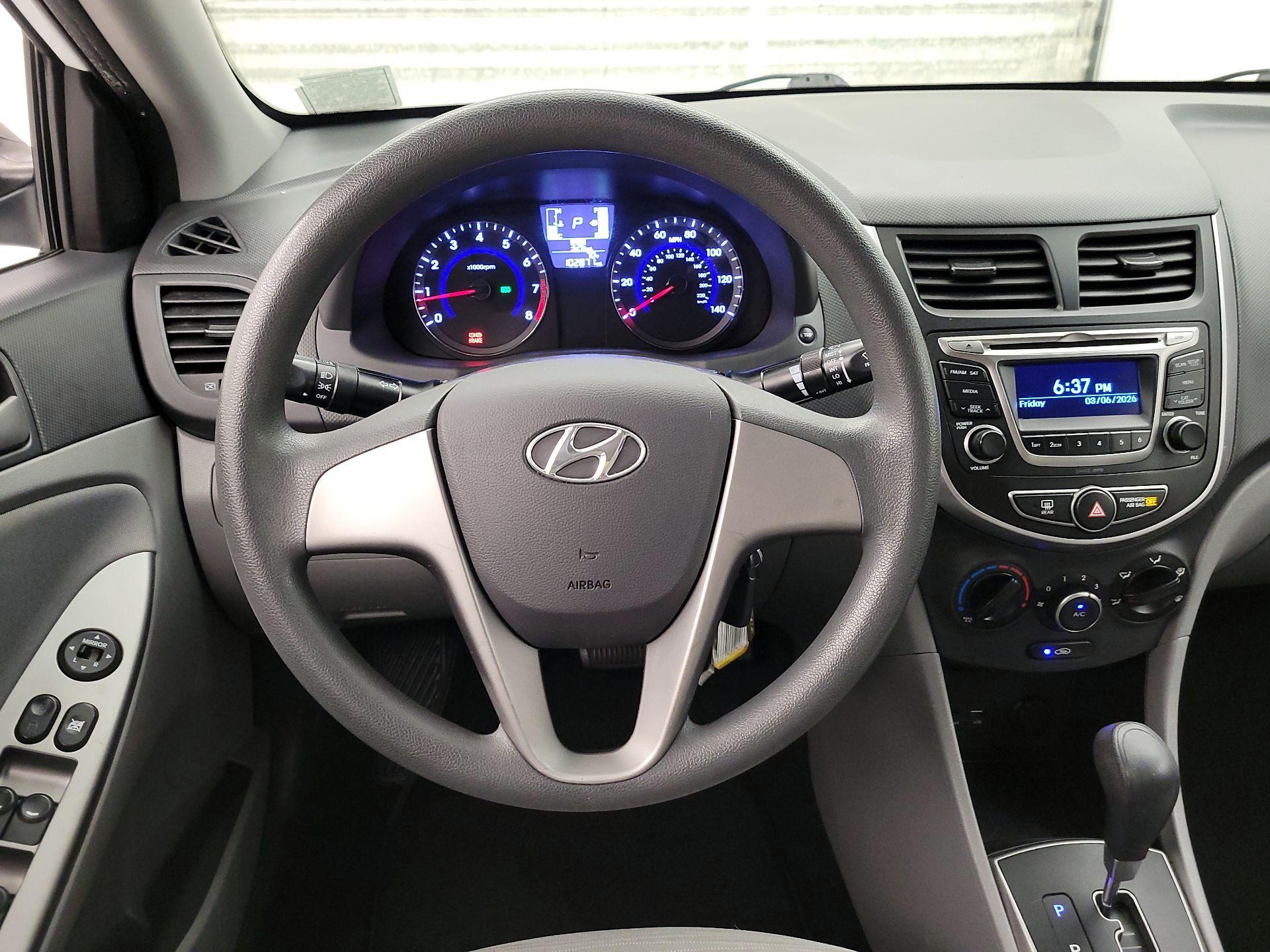 Thumbnail: 2015 Hyundai Accent - 10