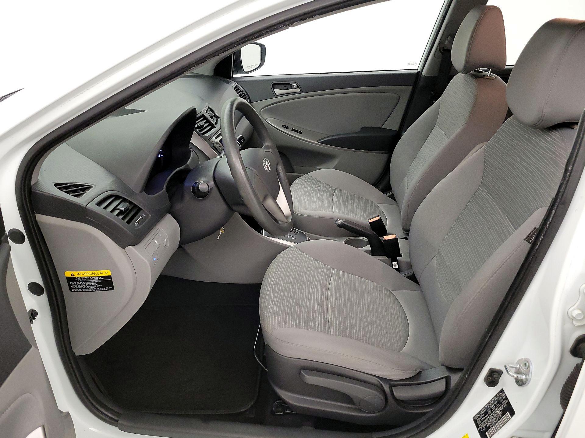 Thumbnail: 2015 Hyundai Accent - 11