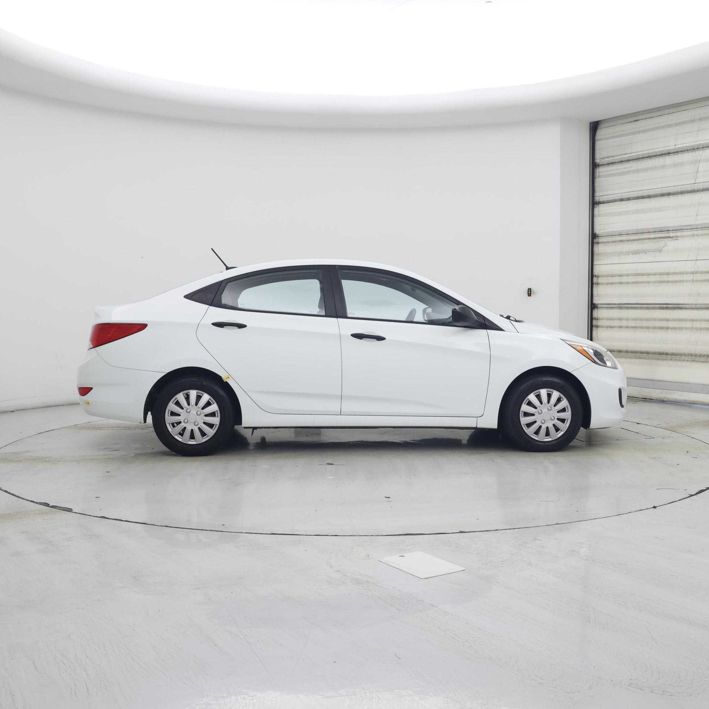 Thumbnail: 2015 Hyundai Accent - 7