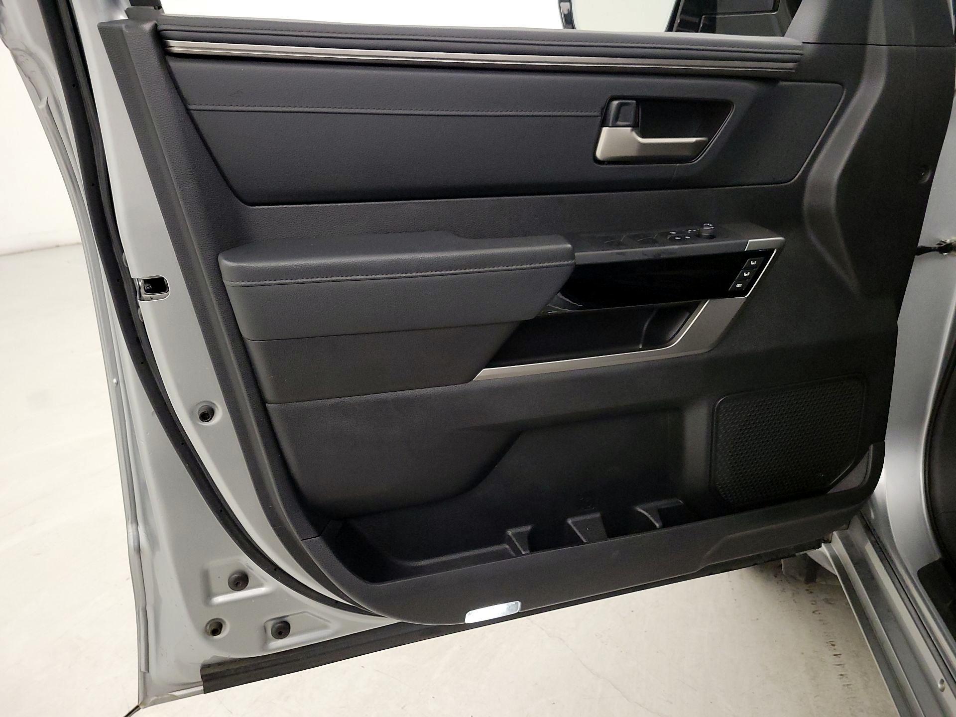 Thumbnail: 2023 Toyota Tundra - 12