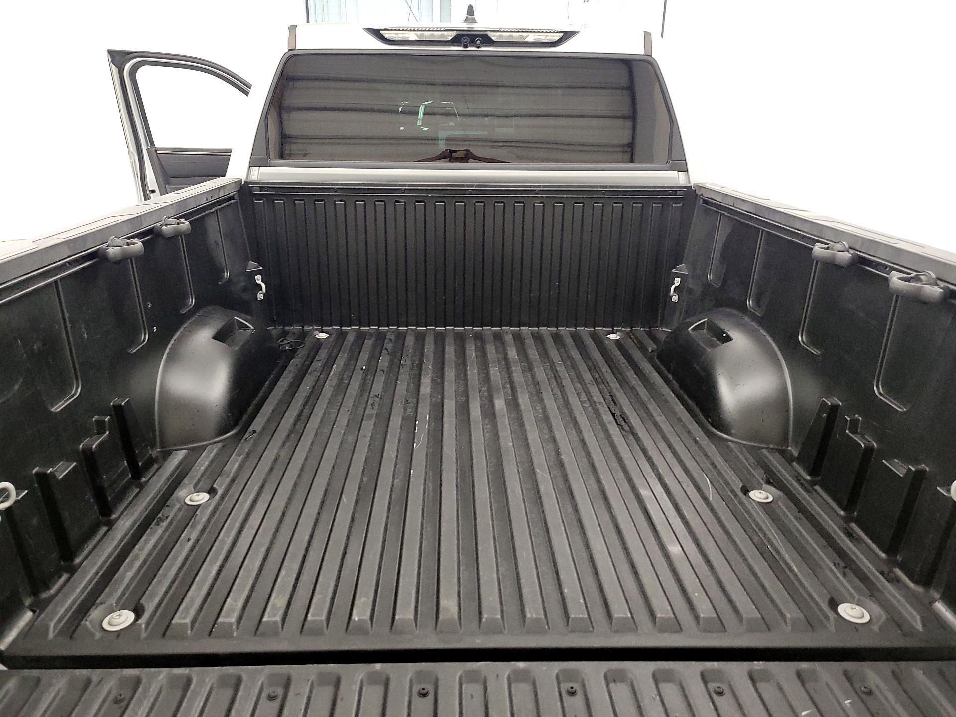 Thumbnail: 2023 Toyota Tundra - 18