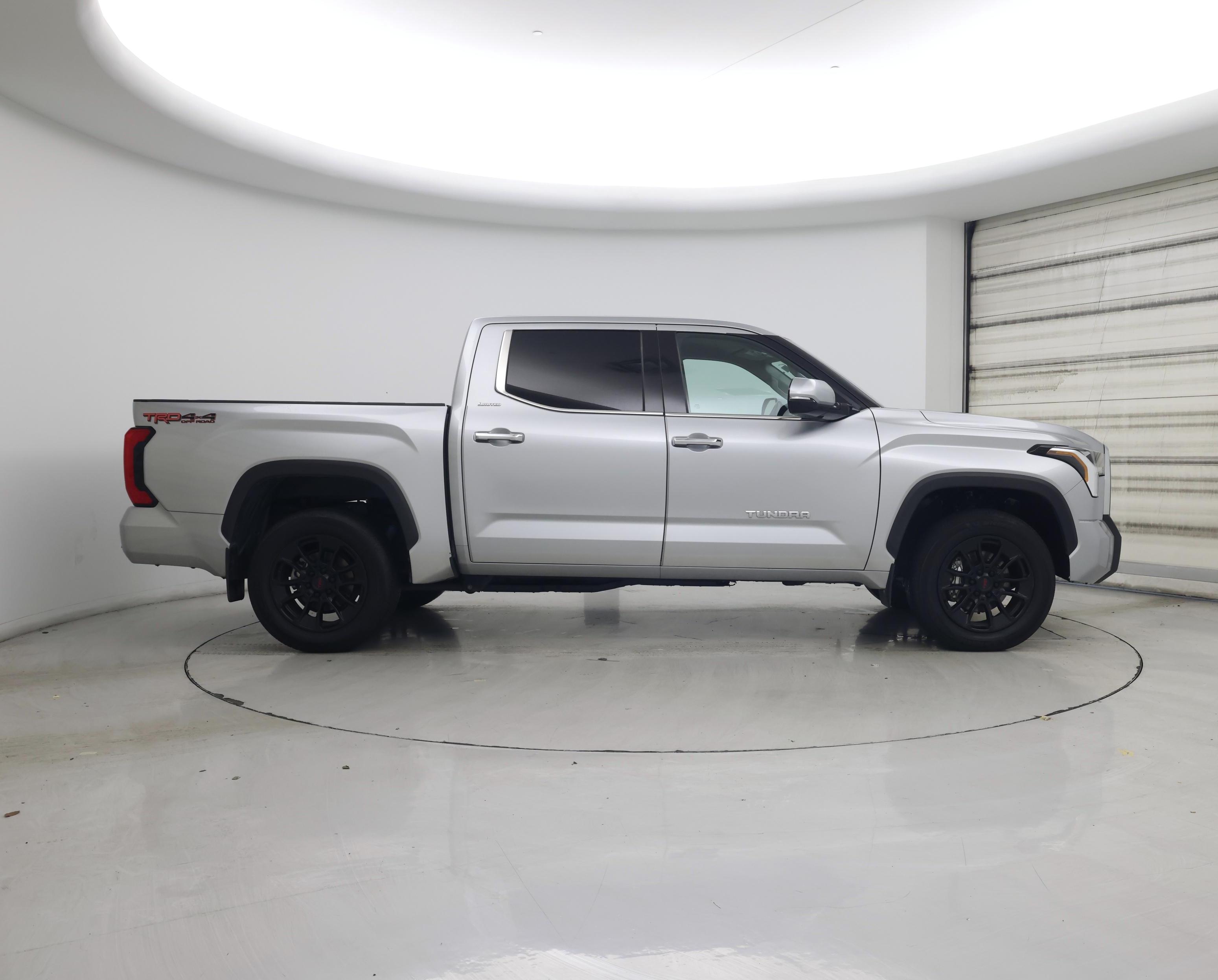 Thumbnail: 2023 Toyota Tundra - 7