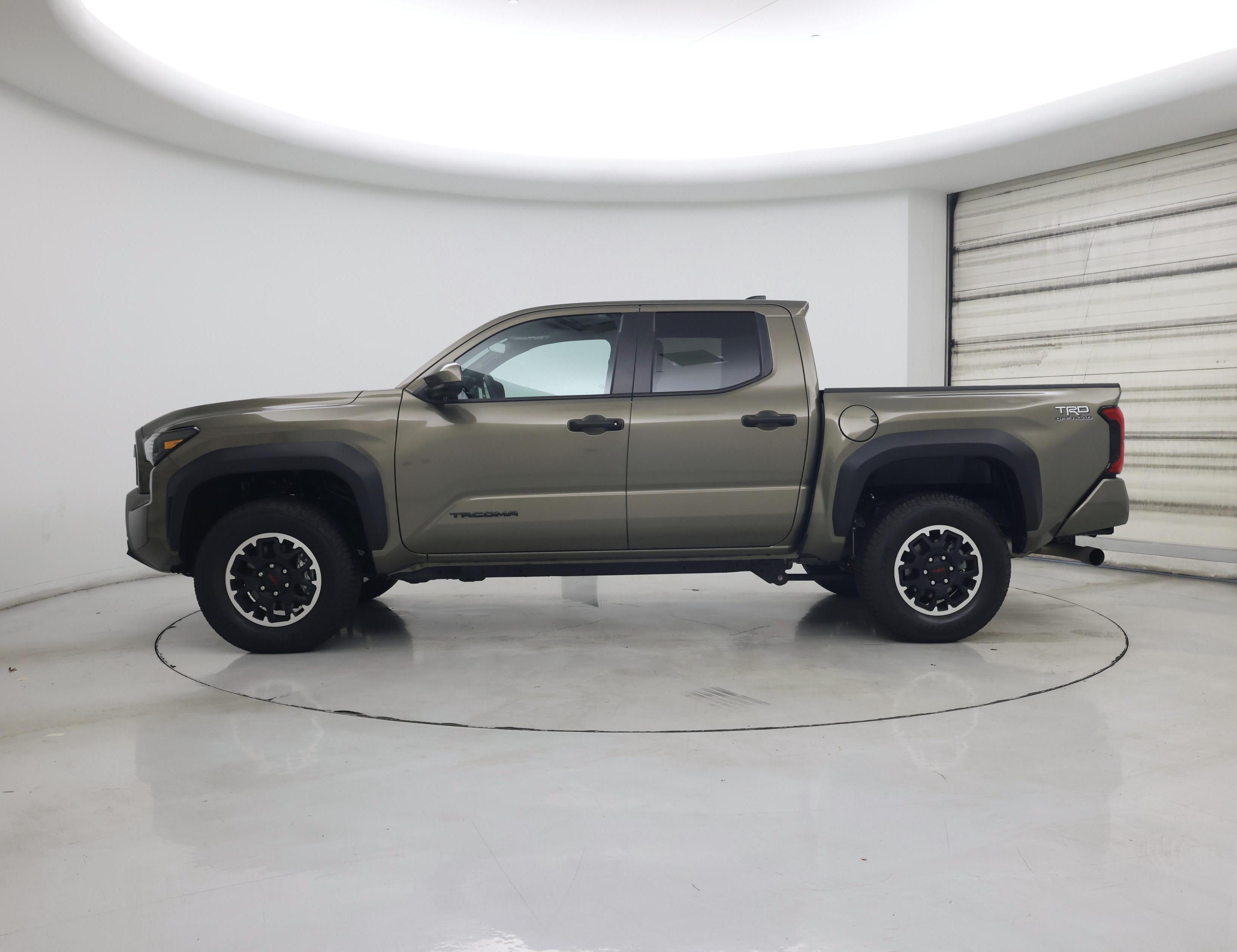 Thumbnail: 2025 Toyota Tacoma - 3