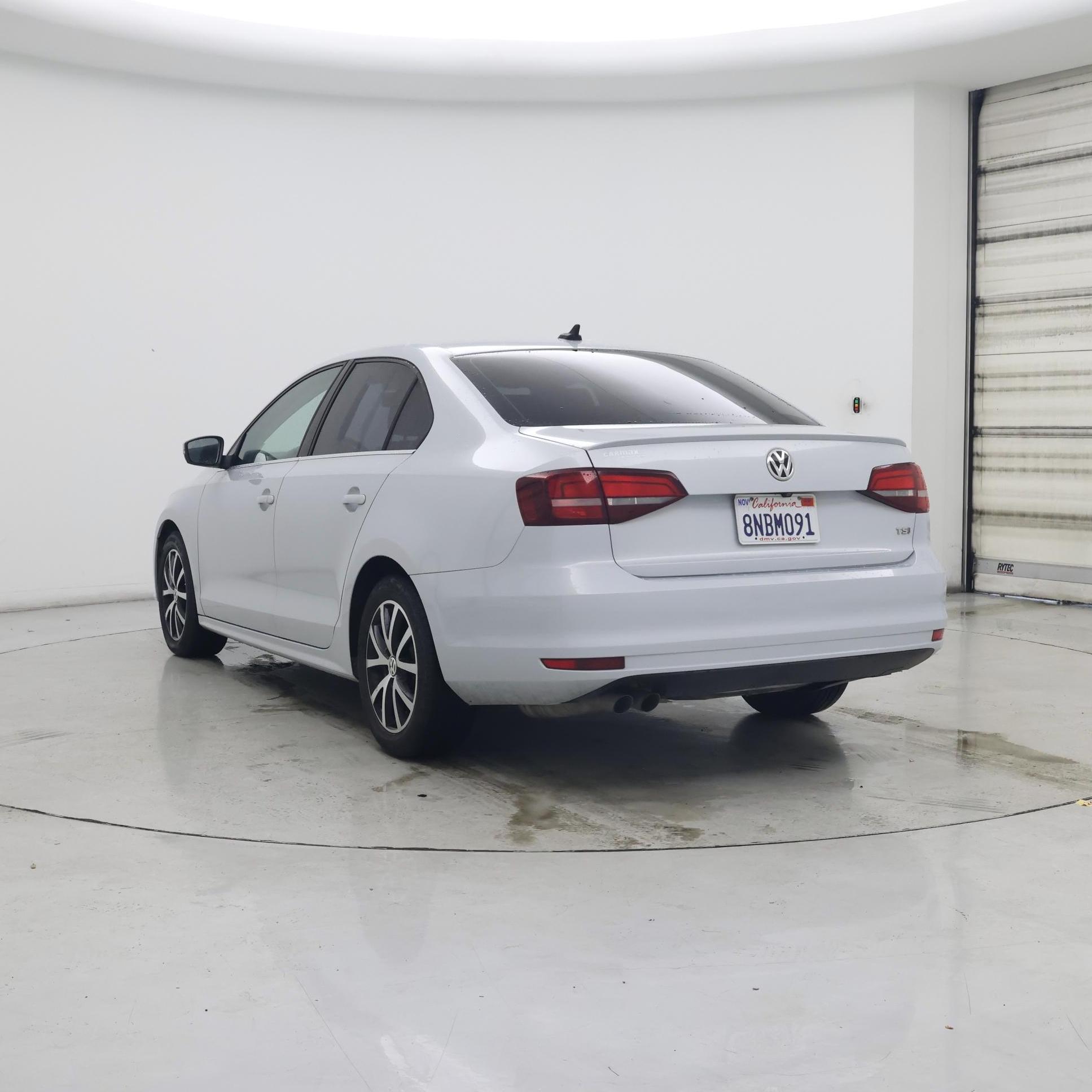 Thumbnail: 2017 Volkswagen Jetta - 2