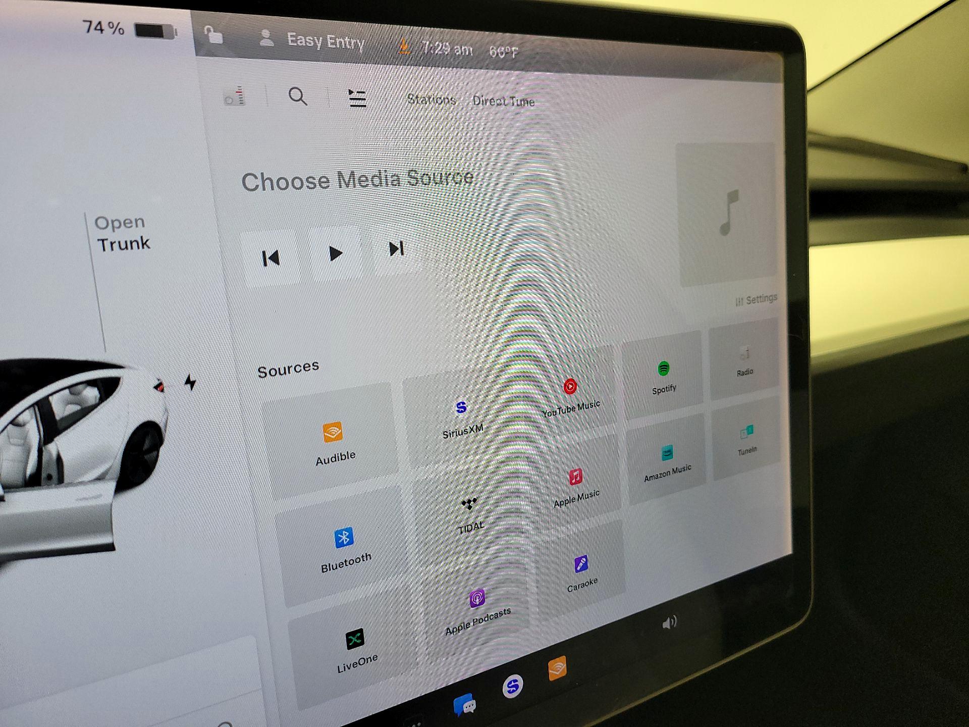 Thumbnail: 2020 Tesla Model 3 - 15