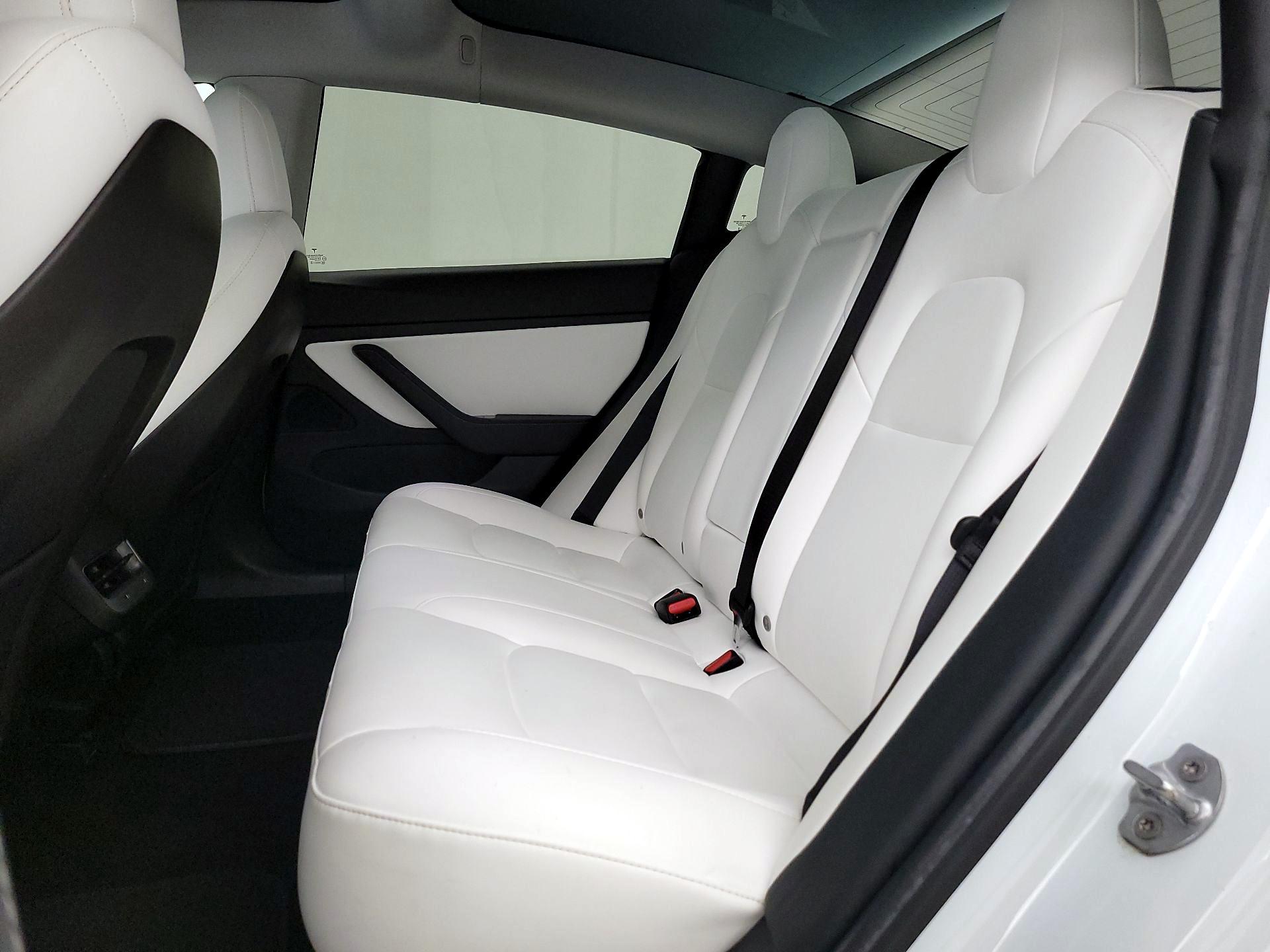 Thumbnail: 2020 Tesla Model 3 - 18