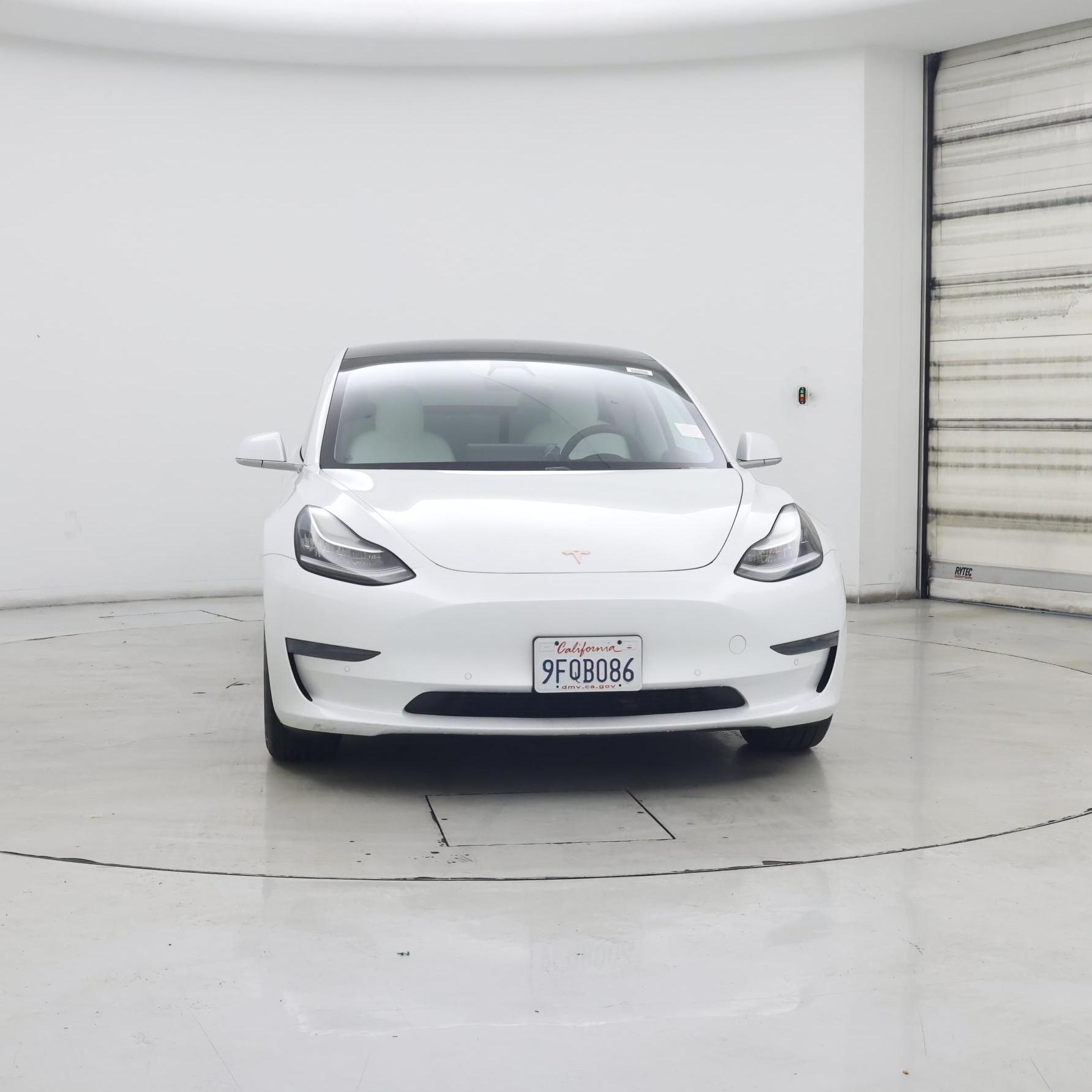 Thumbnail: 2020 Tesla Model 3 - 5