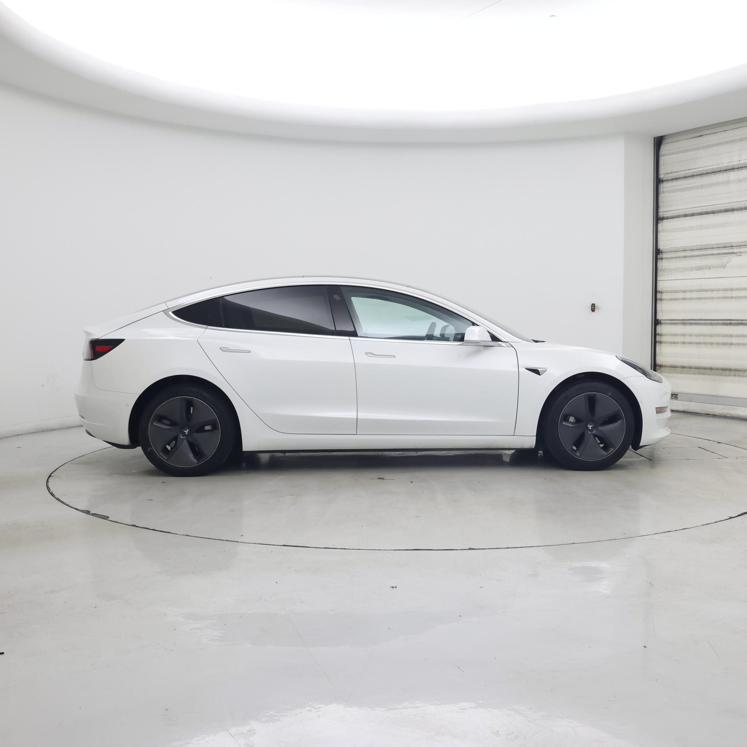 Thumbnail: 2020 Tesla Model 3 - 7