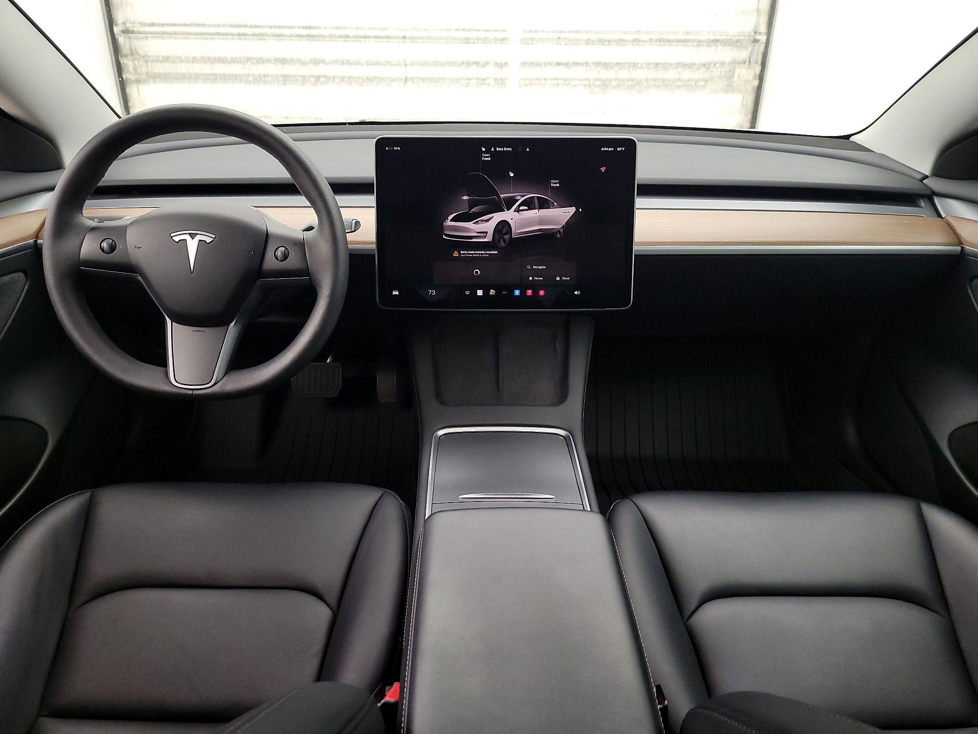 Thumbnail: 2023 Tesla Model 3 - 9