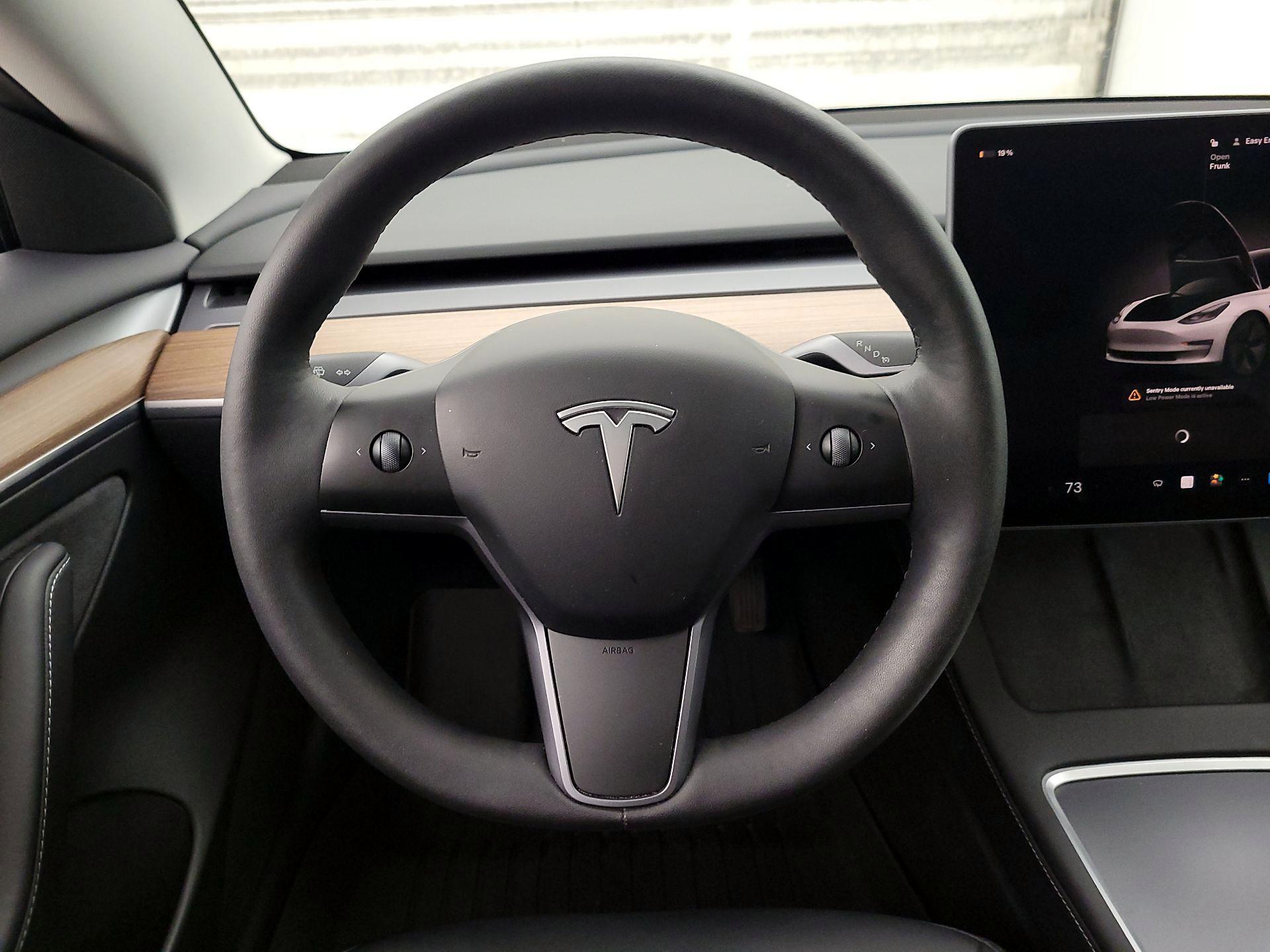 Thumbnail: 2023 Tesla Model 3 - 10