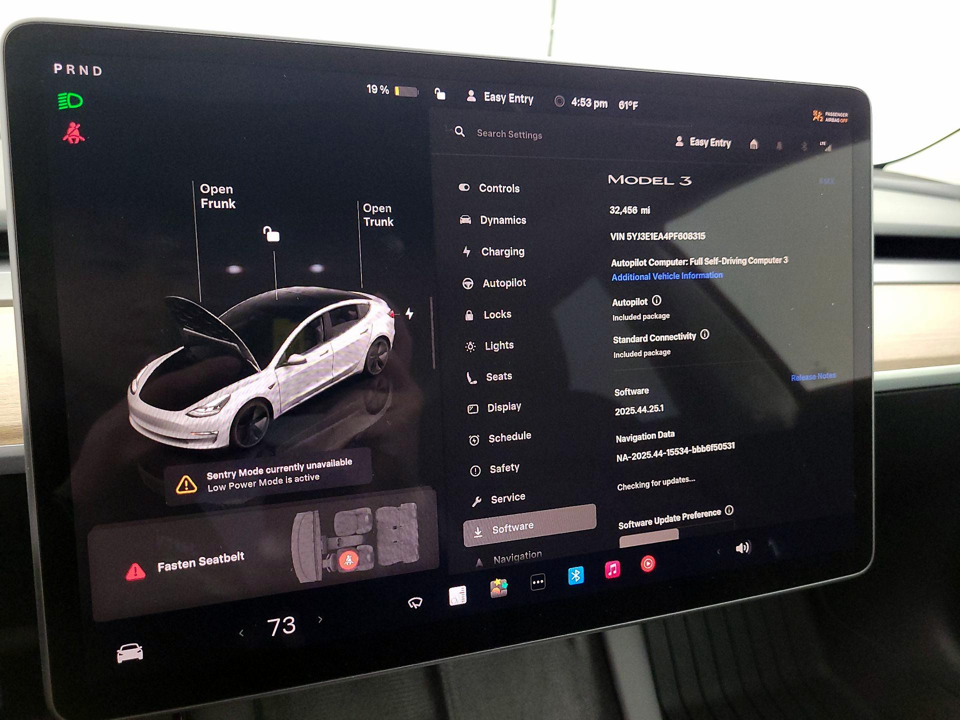 Thumbnail: 2023 Tesla Model 3 - 13