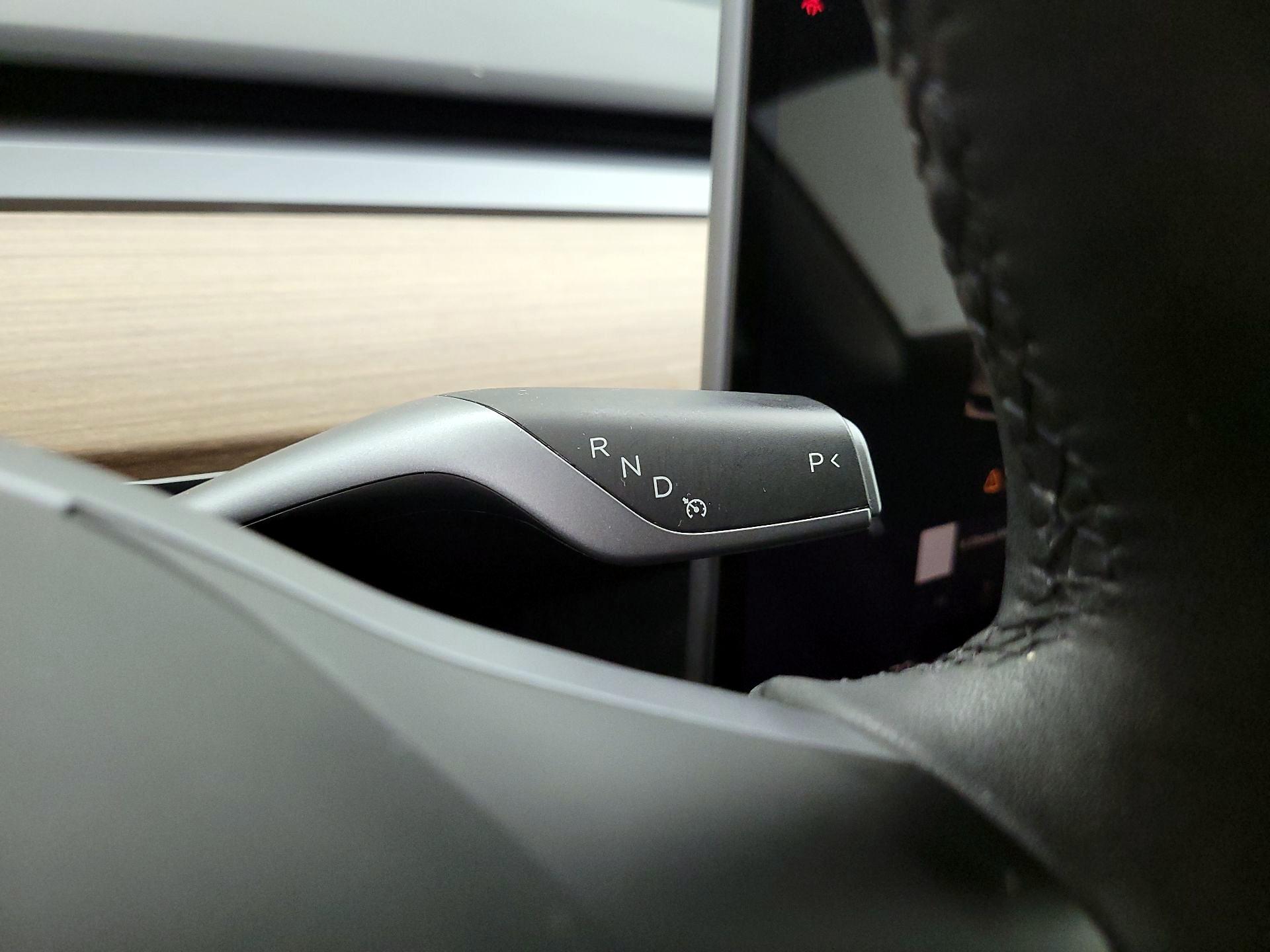 Thumbnail: 2023 Tesla Model 3 - 17