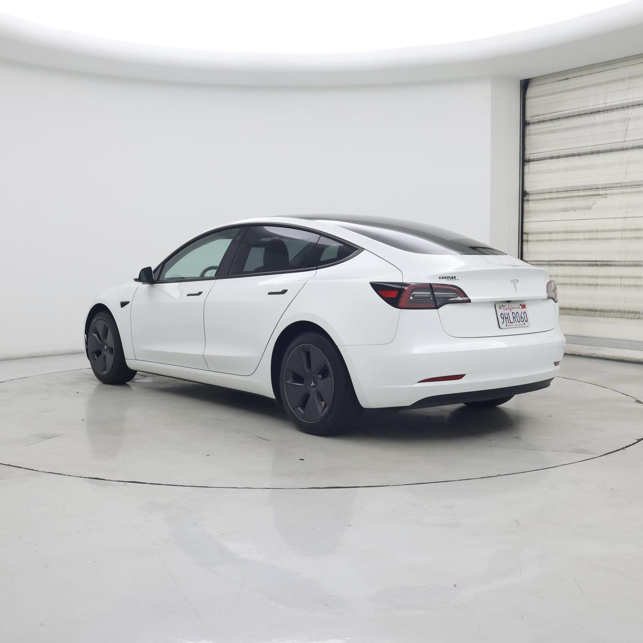 Thumbnail: 2023 Tesla Model 3 - 2