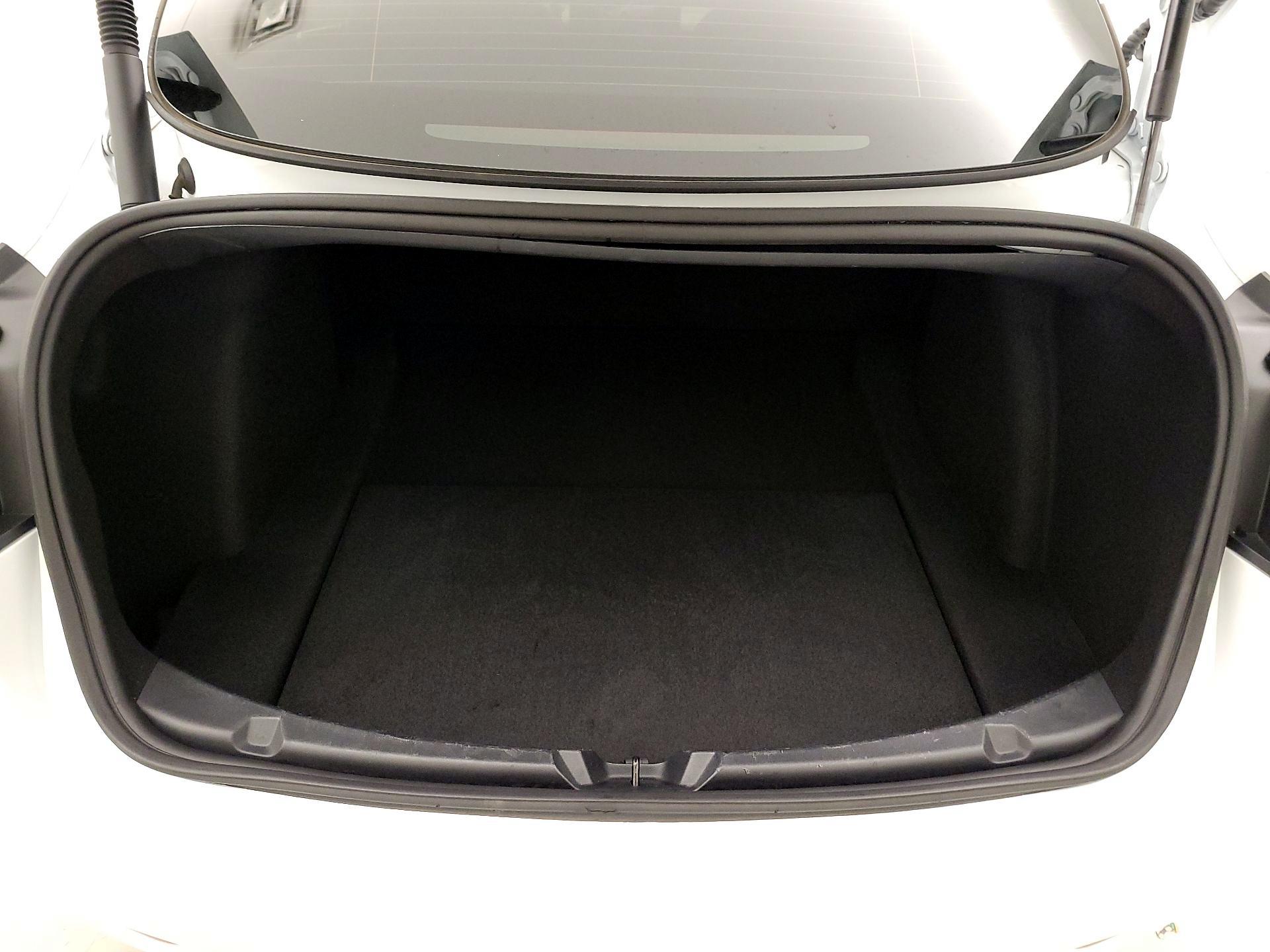 Thumbnail: 2023 Tesla Model 3 - 19