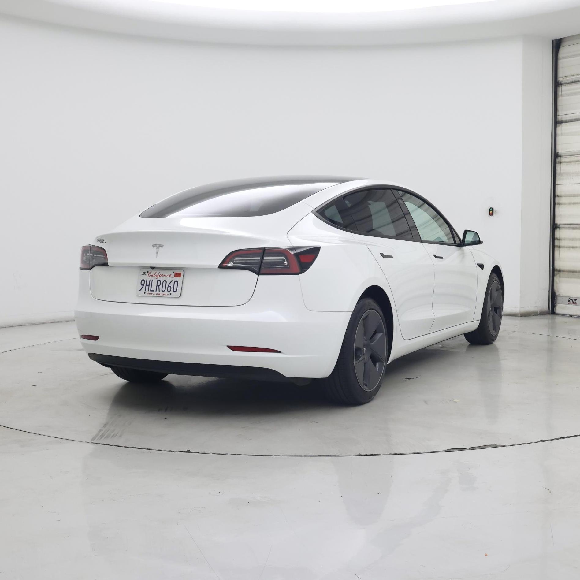 Thumbnail: 2023 Tesla Model 3 - 8