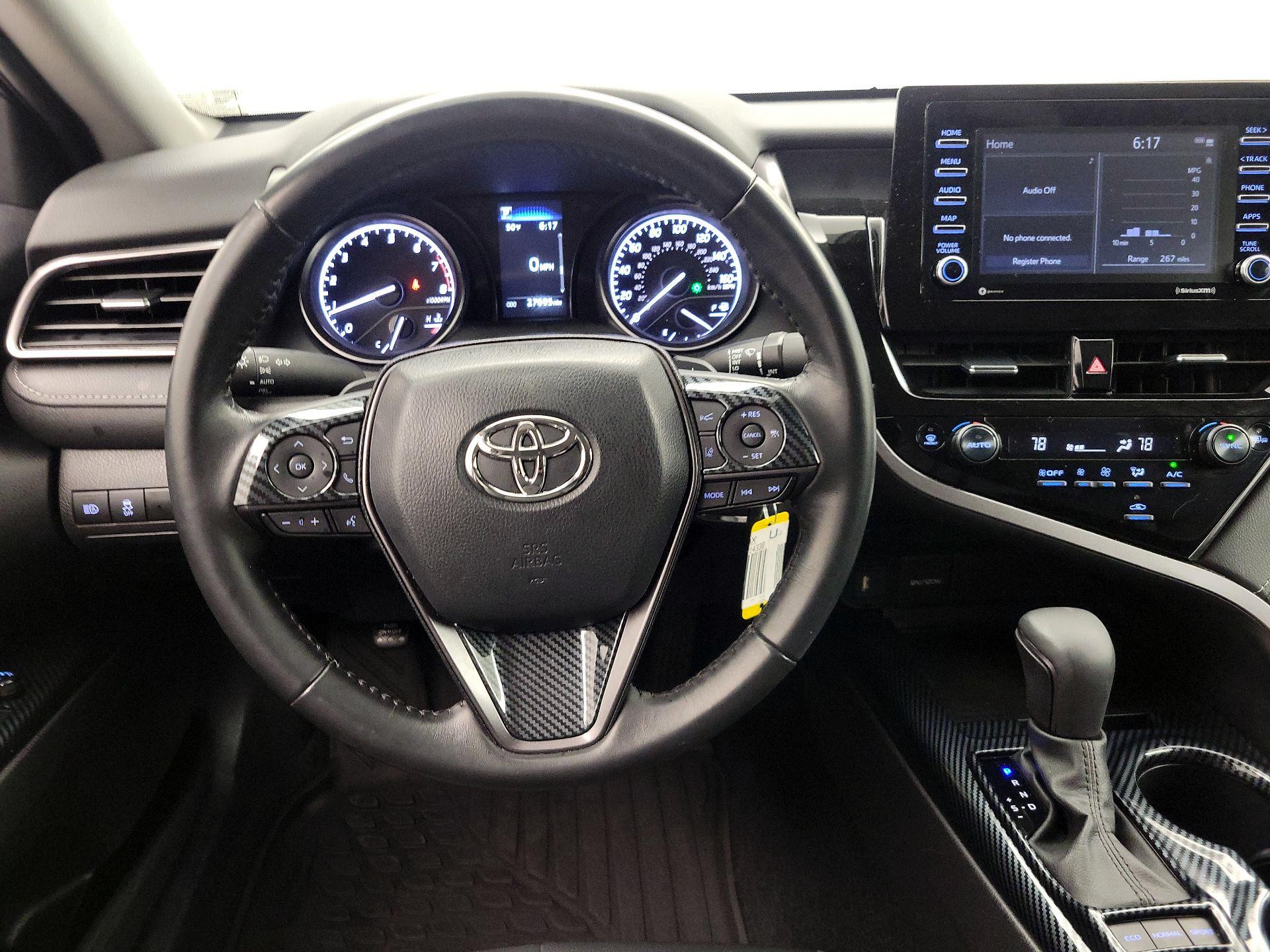 Thumbnail: 2024 Toyota Camry - 10